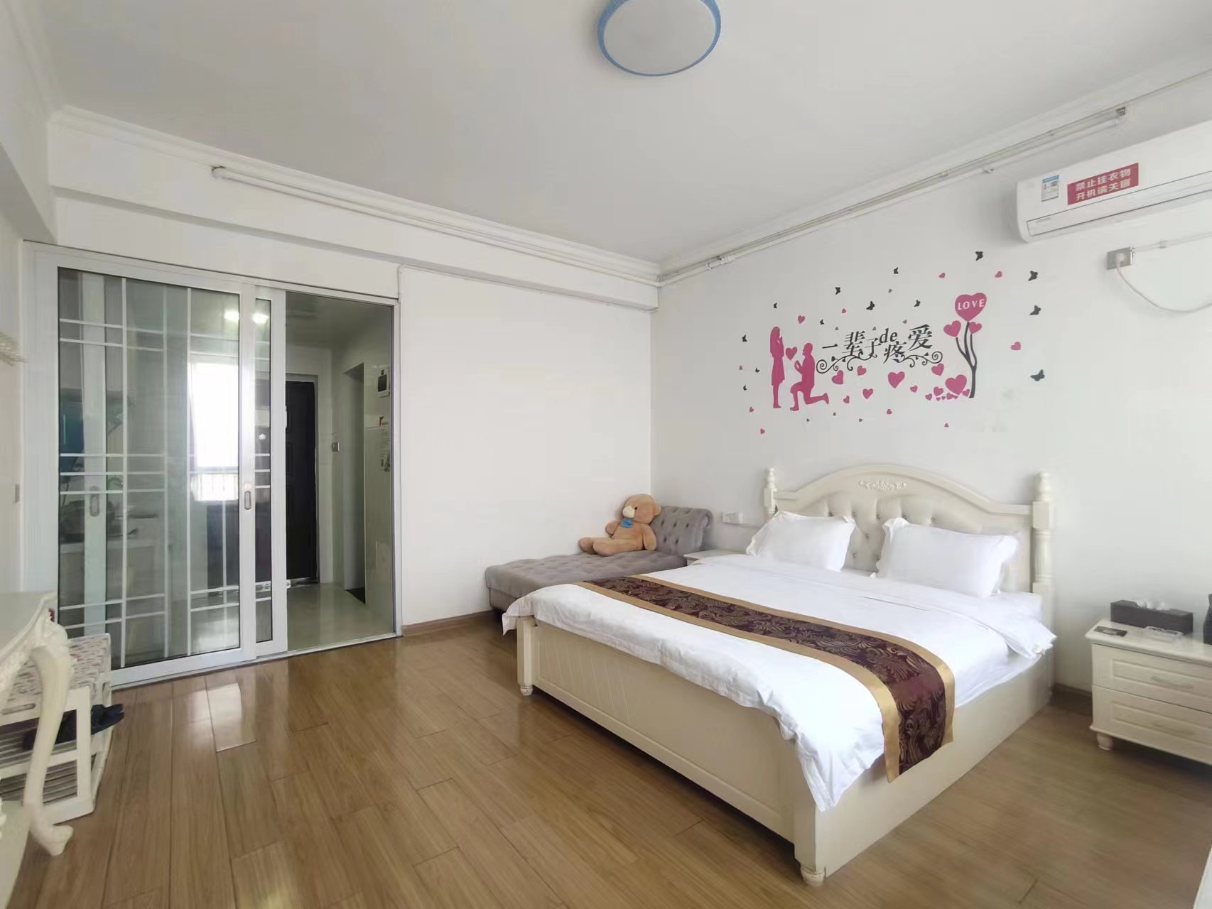 康桥美郡 1室1厅1卫 31.0万 康桥美郡 1室1厅1卫 31.0万室内图