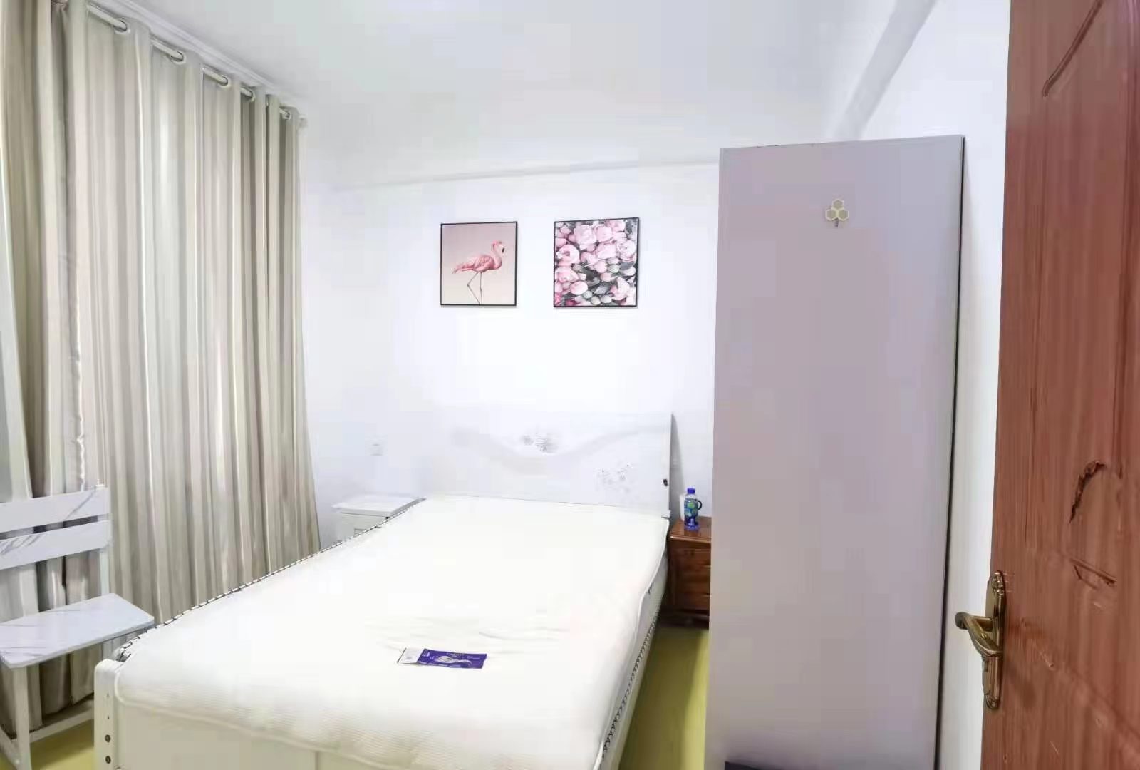 中天会展城B区  4室2厅2卫   4000.00元/月室内图