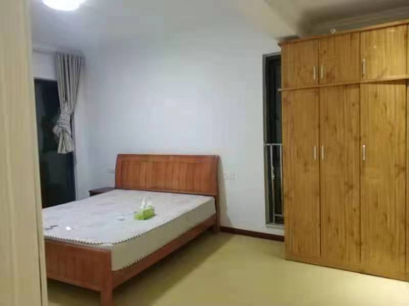 中天会展城B区  4室2厅2卫   4000.00元/月室内图