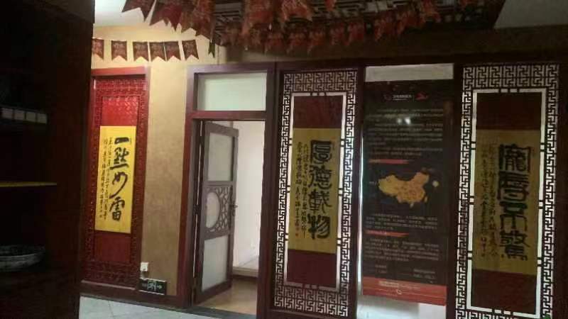 崇和中苑 3室1厅1卫 8000.00元/月 崇和中苑 3室1厅1卫 8000.00元/月室内图