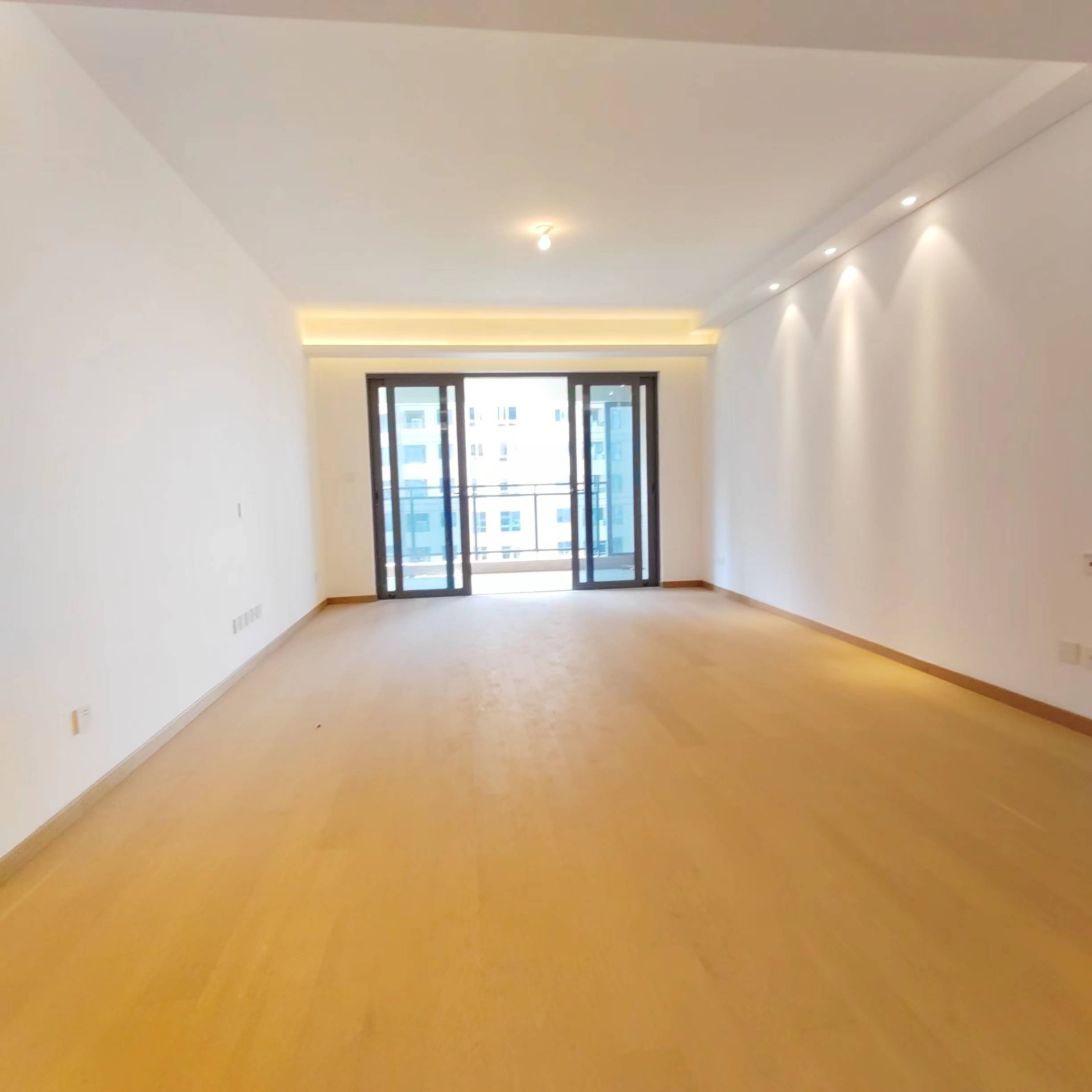 晋合湘水湾四期 4室2厅2卫 178.0万 晋合湘水湾四期 4室2厅2卫 178.0万室内图