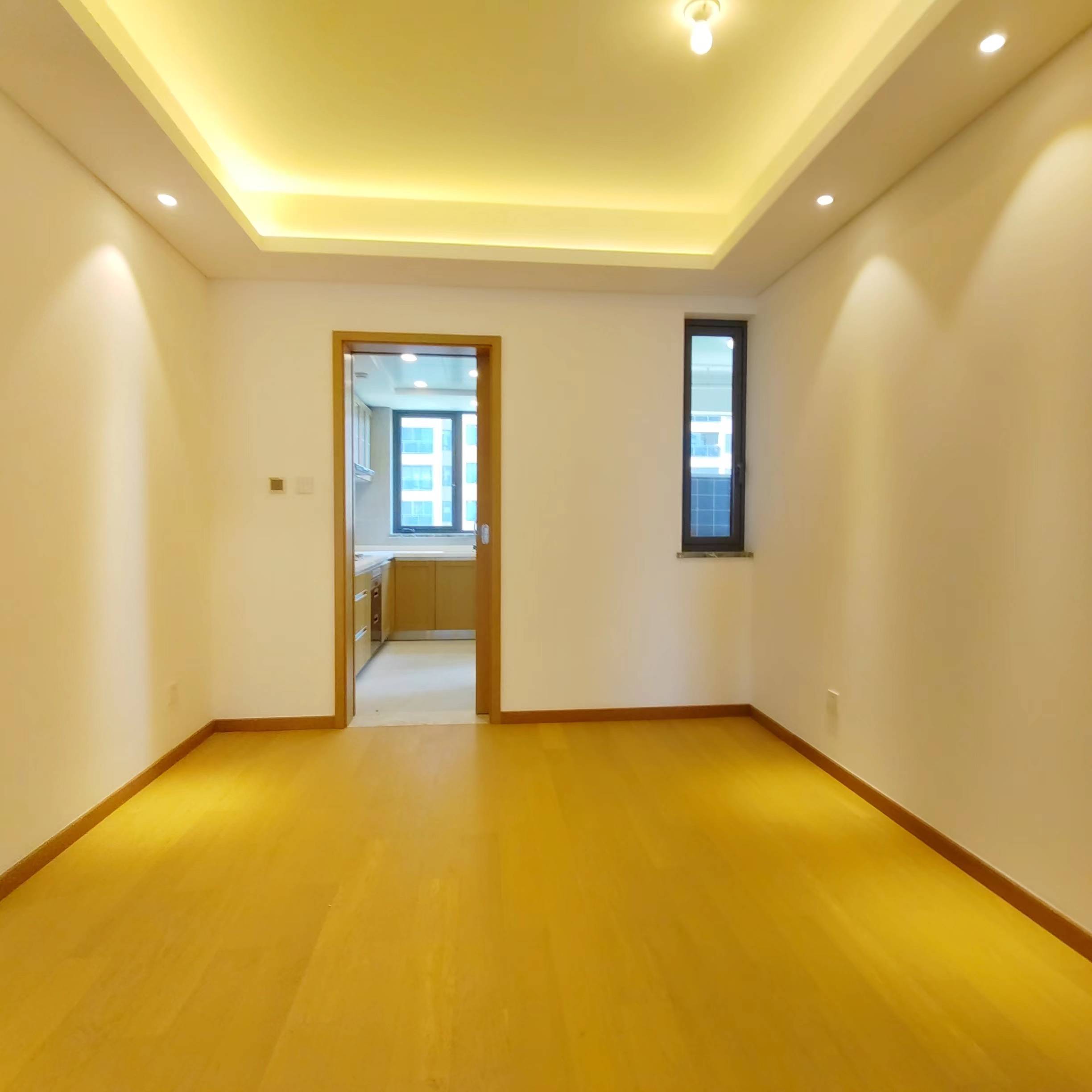 晋合湘水湾四期 4室2厅2卫 178.0万 晋合湘水湾四期 4室2厅2卫 178.0万室内图