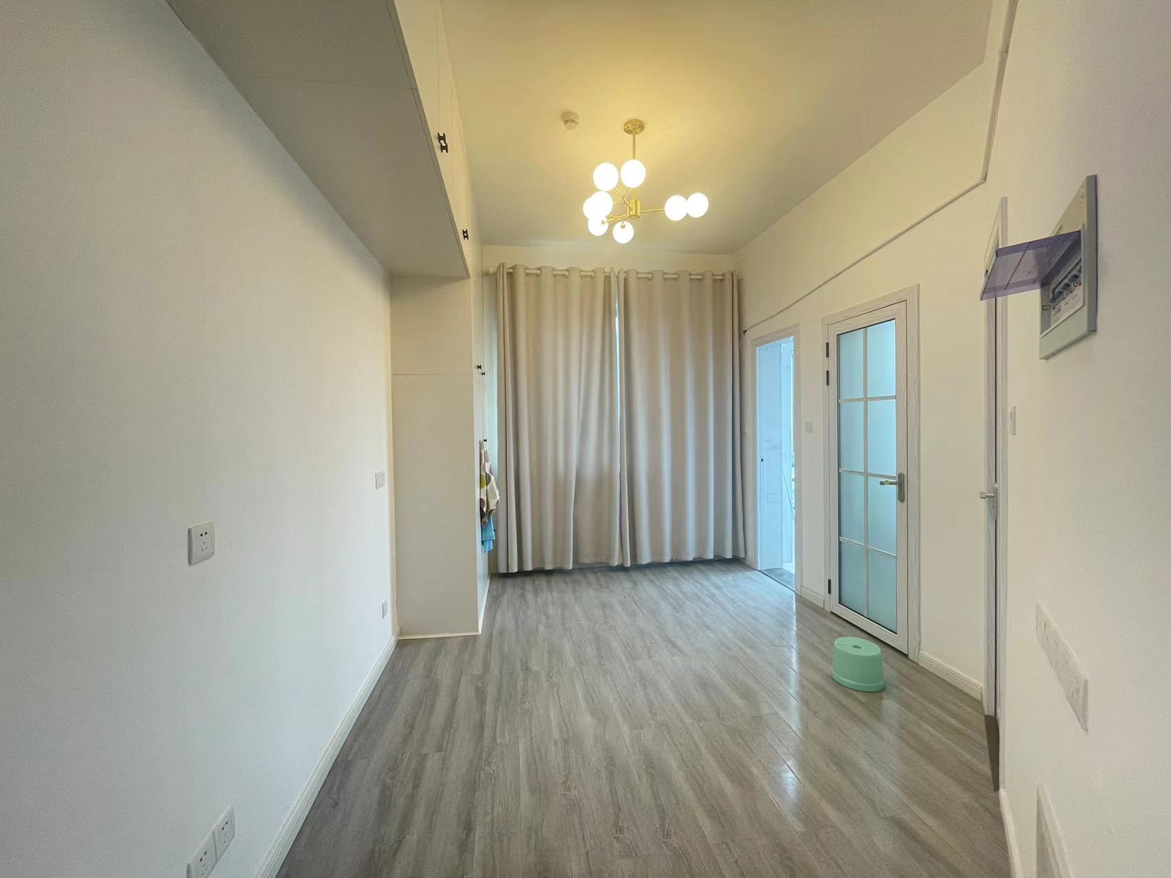 庐山一号  1室1厅1卫    18.5万 庐山一号  1室1厅1卫    18.5万室内图