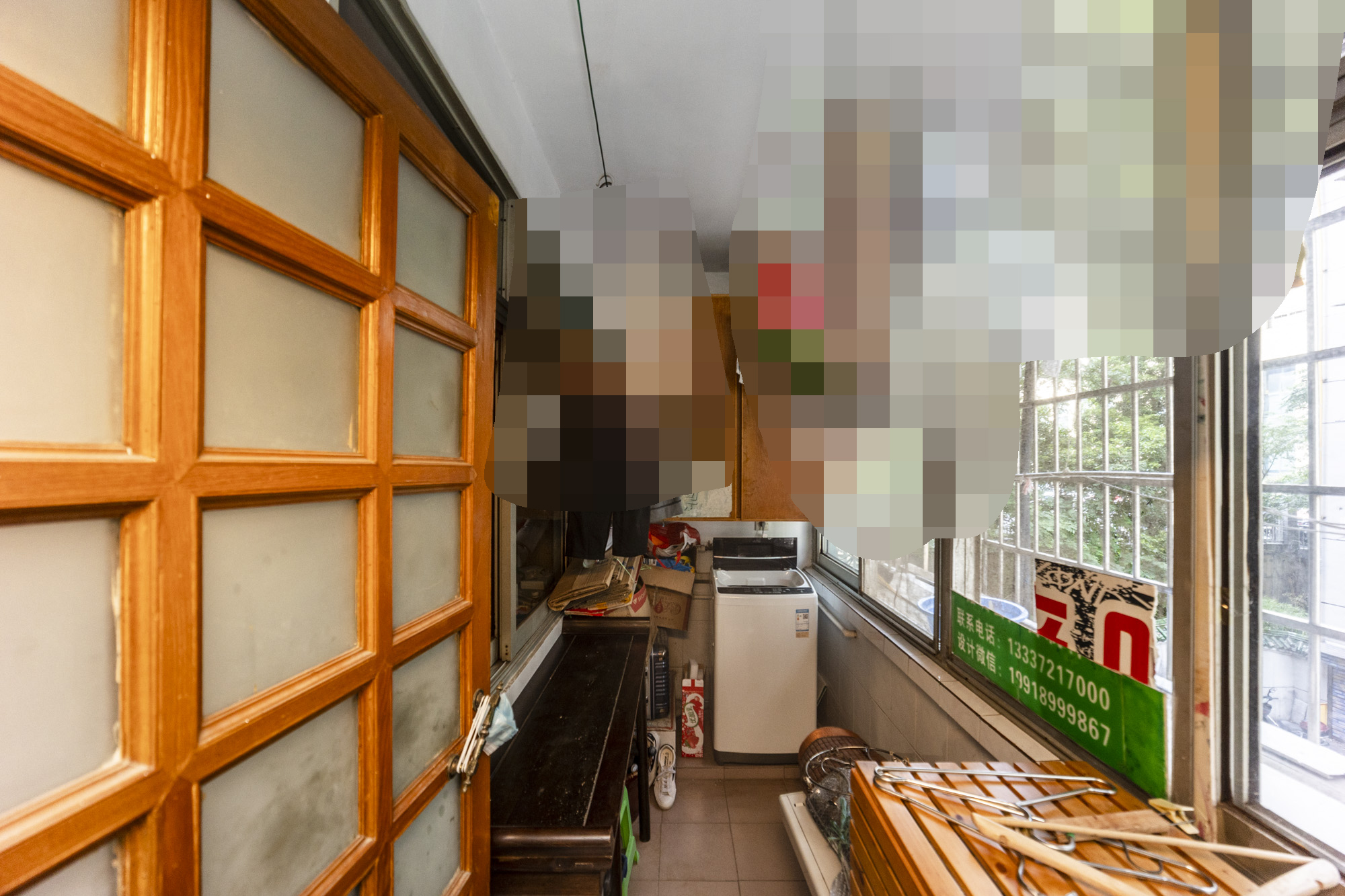 迎龙阁公寓  3室2厅1卫   98.00万阳台
