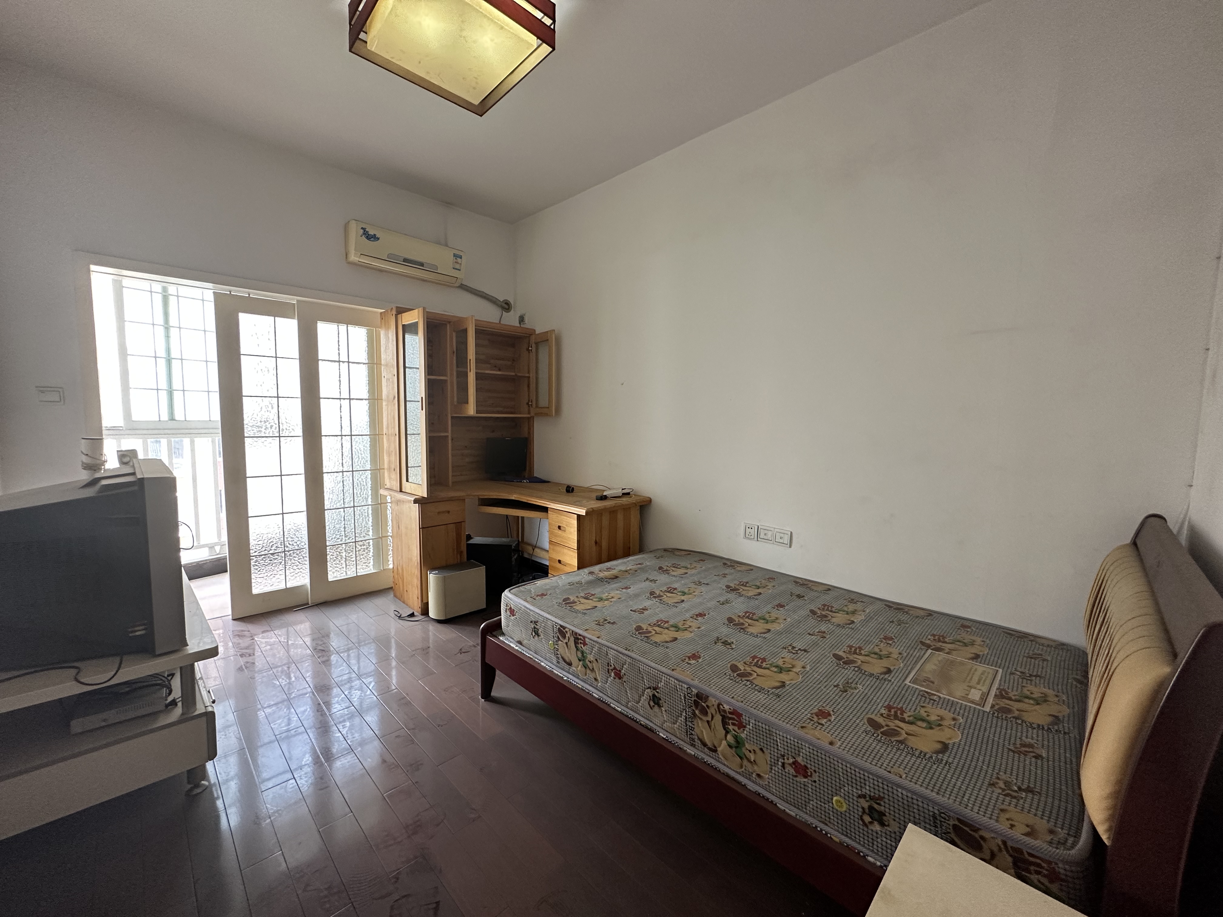 湘银二期世纪花园 3室2厅2卫 60.8万 湘银二期世纪花园 3室2厅2卫 60.8万室内图