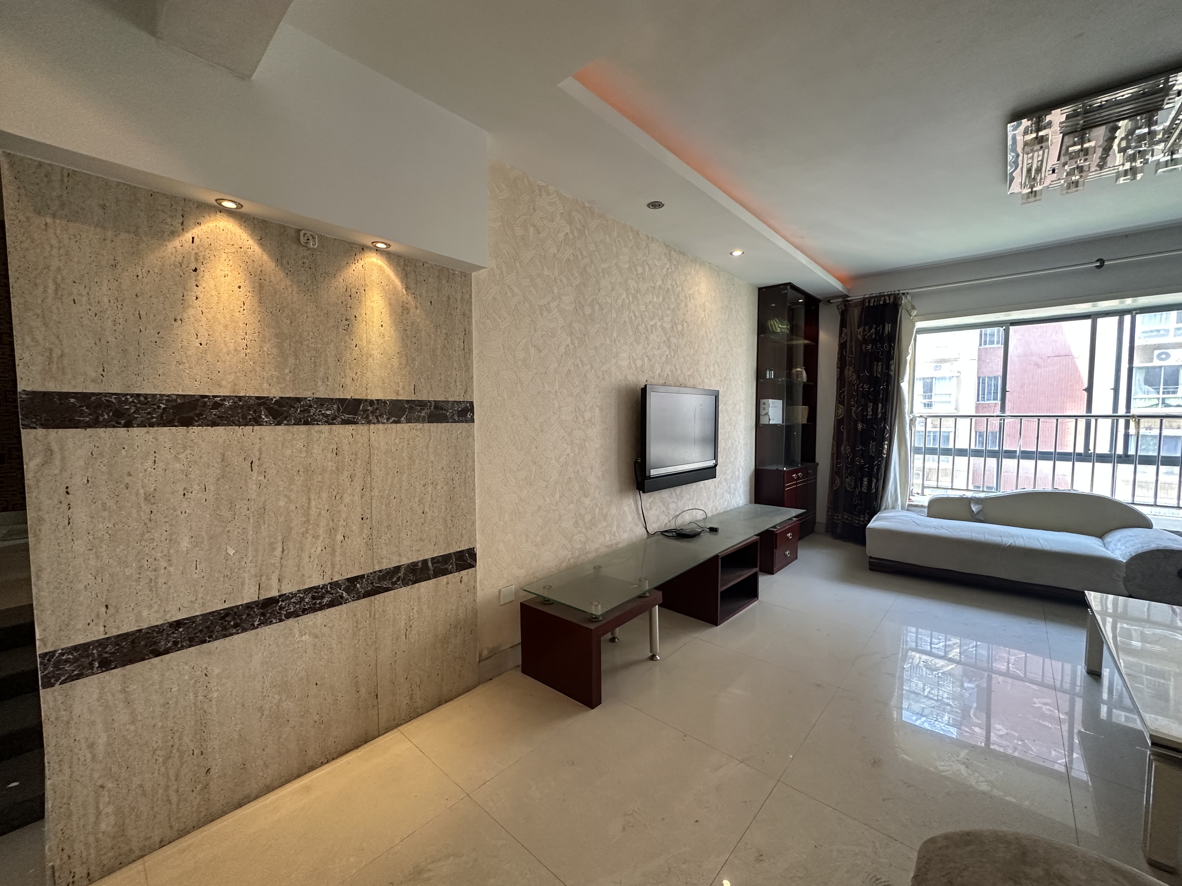 湘银二期世纪花园 3室2厅2卫 60.8万 湘银二期世纪花园 3室2厅2卫 60.8万室内图