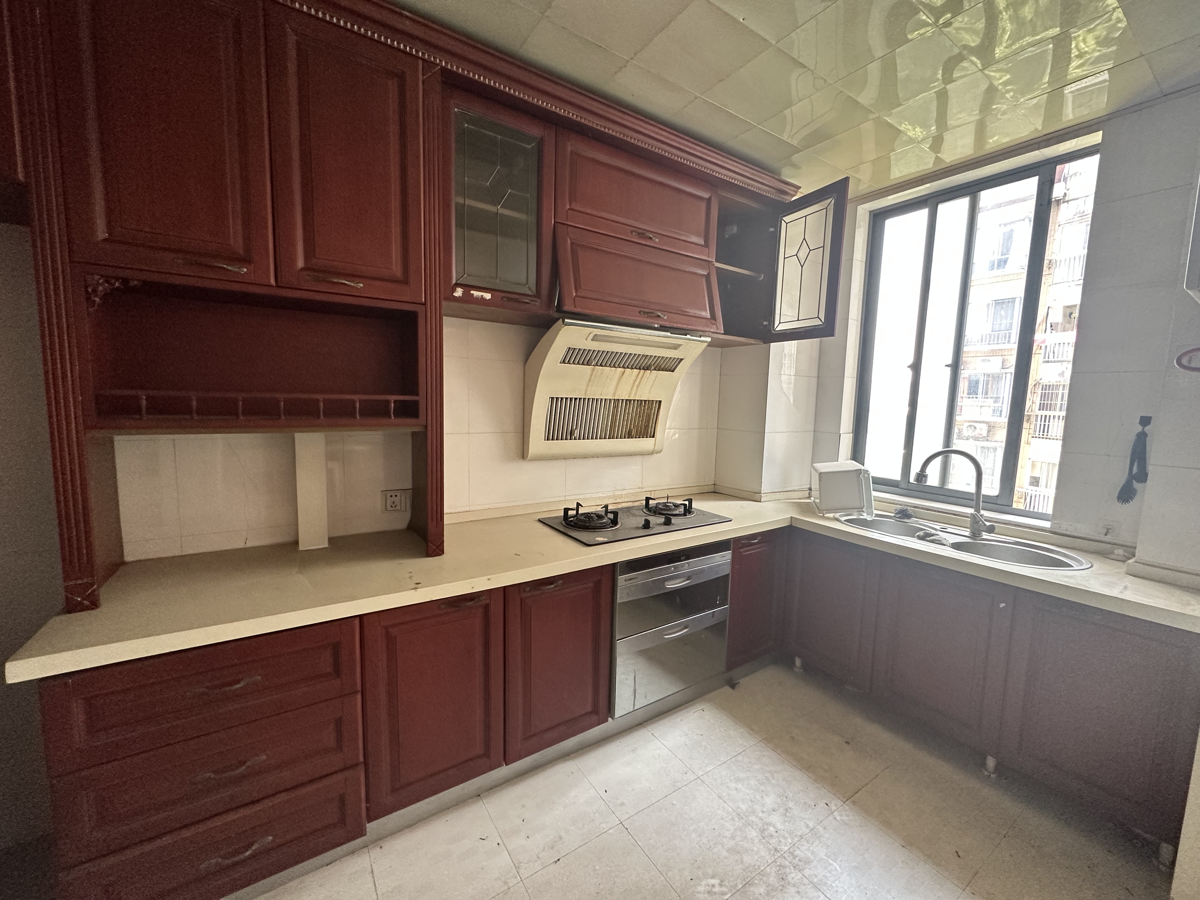 湘银二期世纪花园 3室2厅2卫 60.8万 湘银二期世纪花园 3室2厅2卫 60.8万室内图