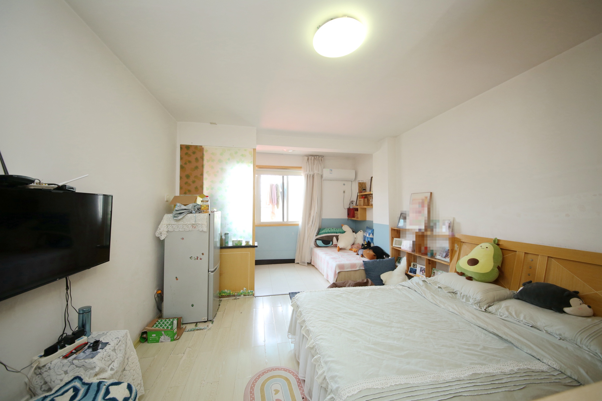 瑞安大厦  1室1厅1卫   30.80万客厅