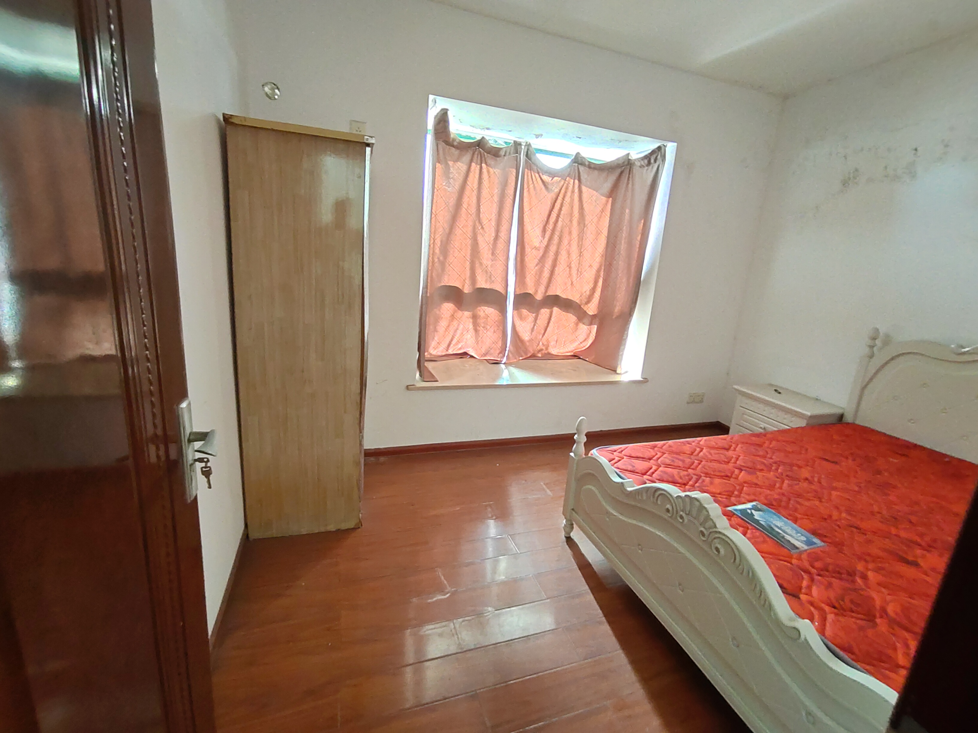 顺鑫佳园 6室2厅1卫 60.0万 顺鑫佳园 6室2厅1卫 60.0万室内图