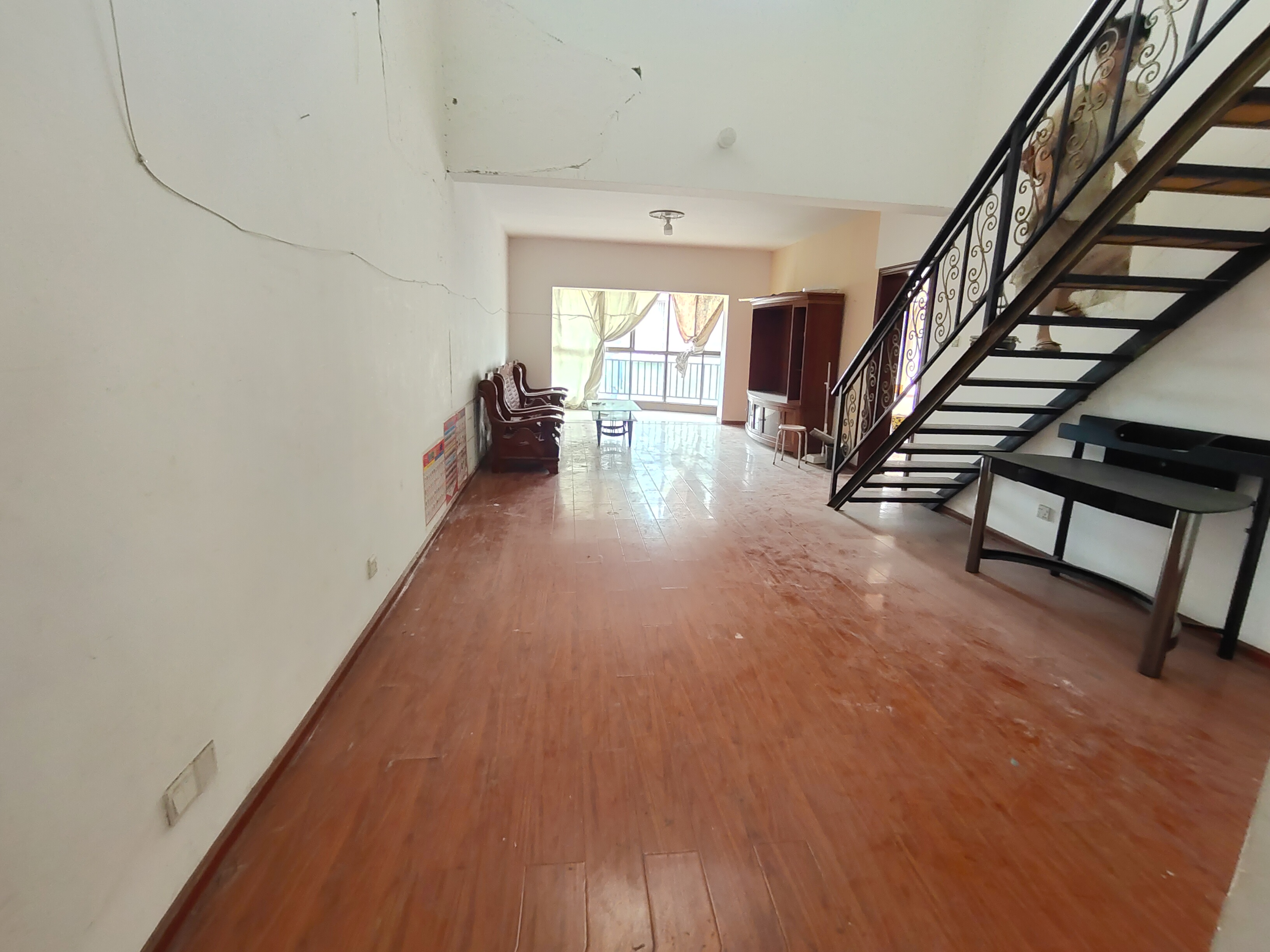 顺鑫佳园 6室2厅1卫 60.0万 顺鑫佳园 6室2厅1卫 60.0万室内图