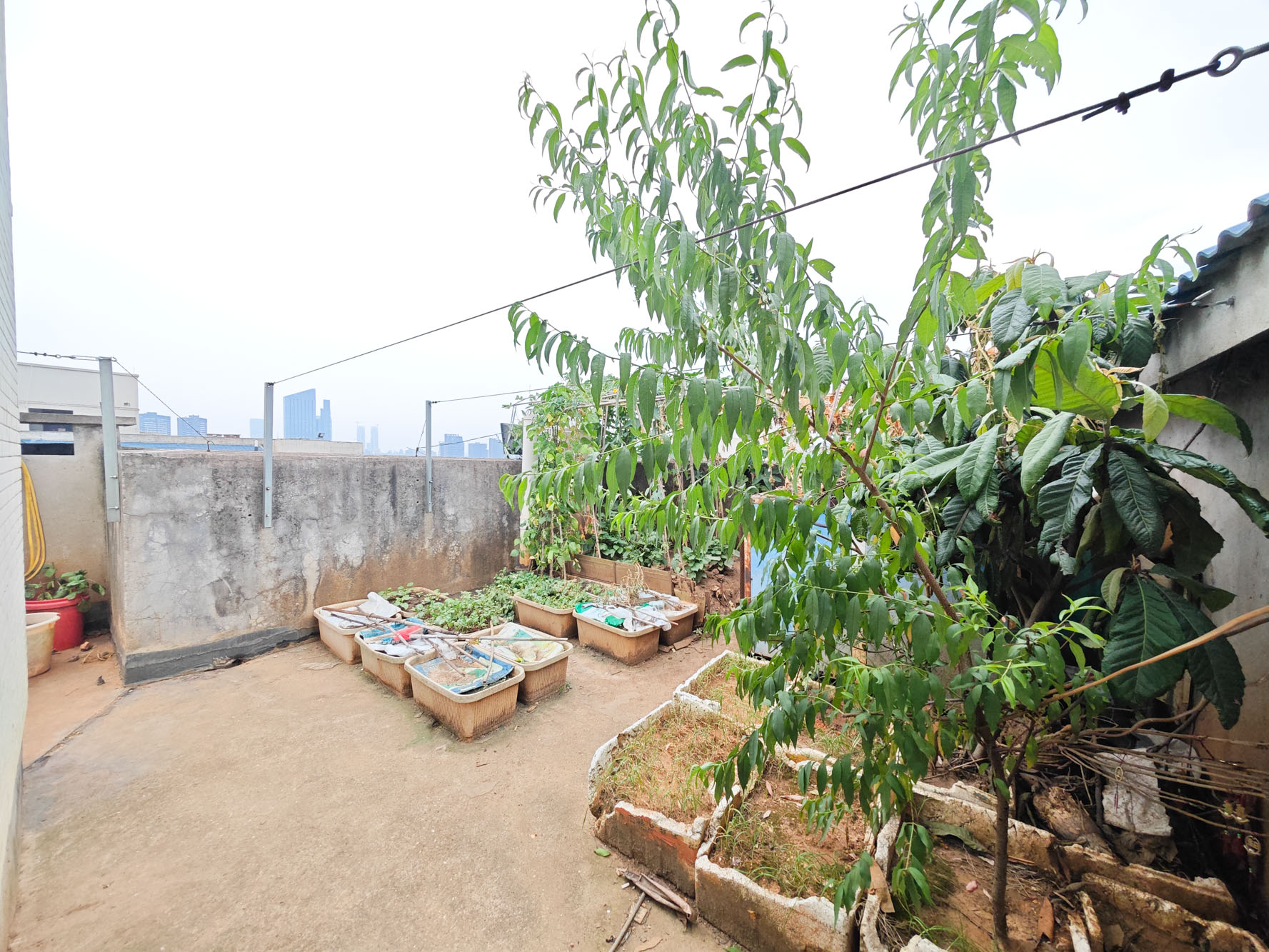湘核佳苑  4室2厅2卫   149.00万其他
