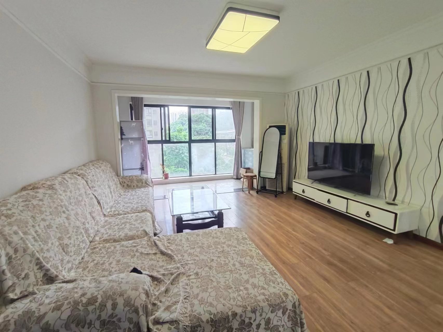 中建御山和苑 4室2厅2卫 120.0万 中建御山和苑 4室2厅2卫 120.0万室内图