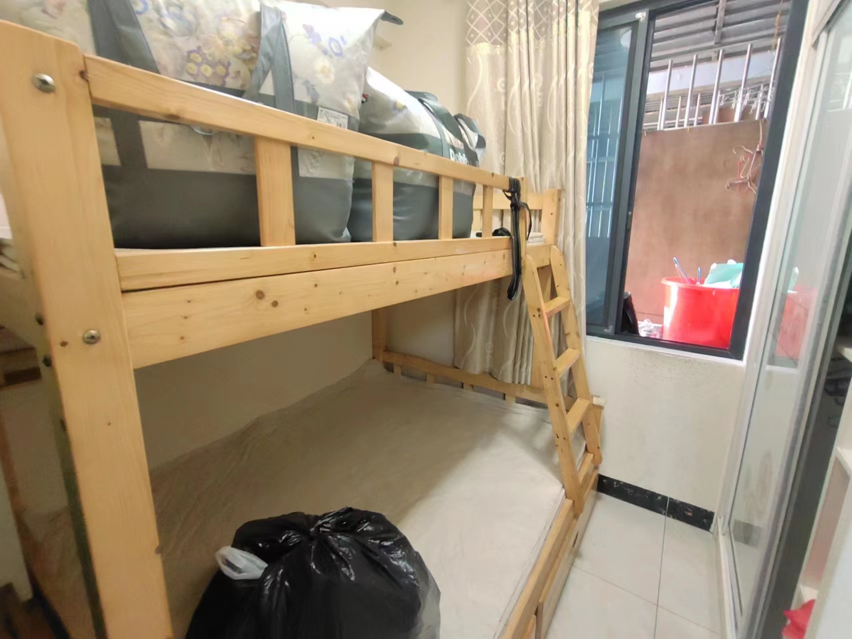 圣华名城建设北路110号  3室2厅1卫    49.8万 圣华名城建设北路110号  3室2厅1卫    49.8万室内图