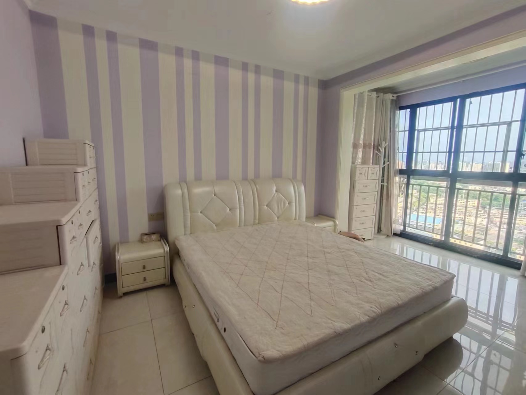 圣华名城建设北路110号  3室2厅1卫    49.8万 圣华名城建设北路110号  3室2厅1卫    49.8万室内图