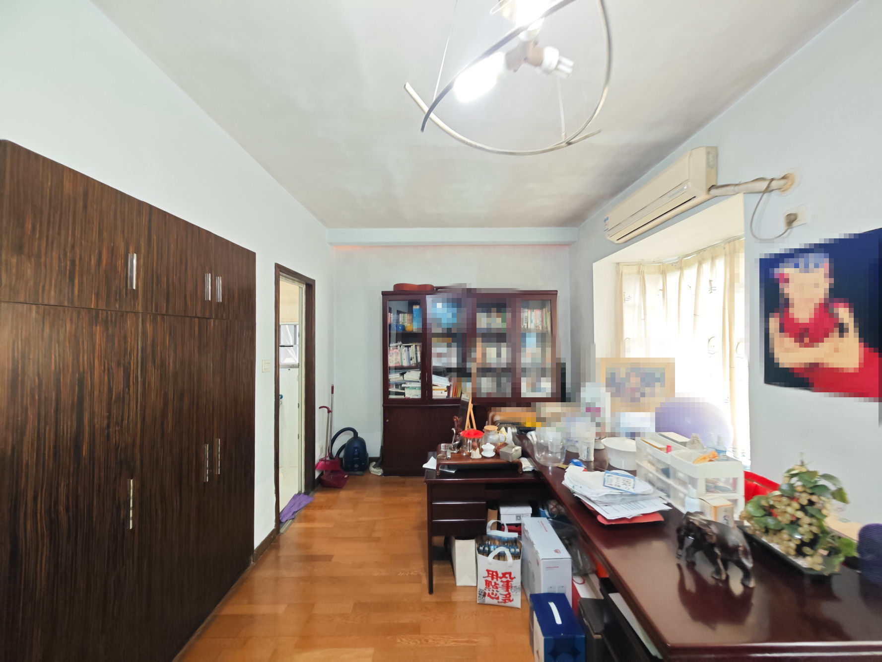 阳光嘉园  5室2厅3卫    285.0万其他