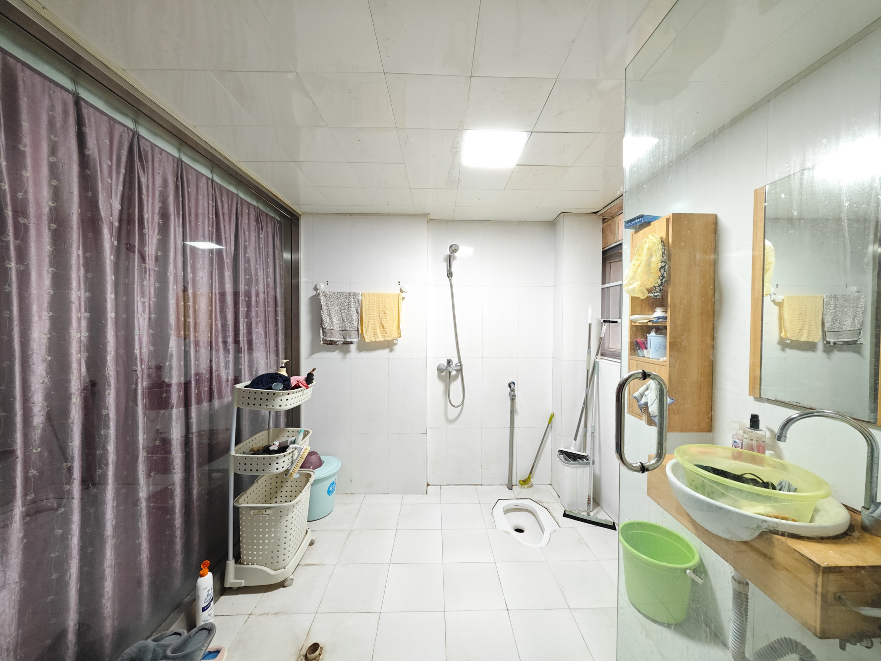 阳光嘉园  5室2厅3卫    285.0万其他