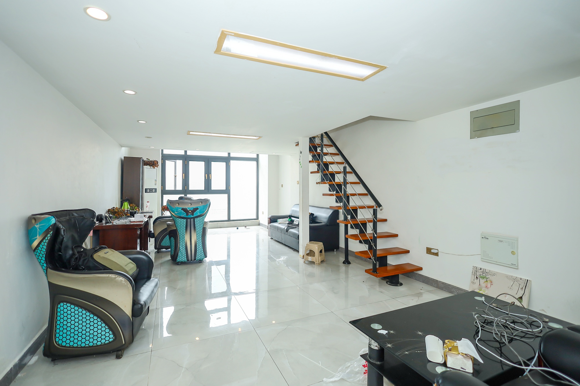 金科时代中心 1室1厅1卫 34.8万 金科时代中心 1室1厅1卫 34.8万客厅