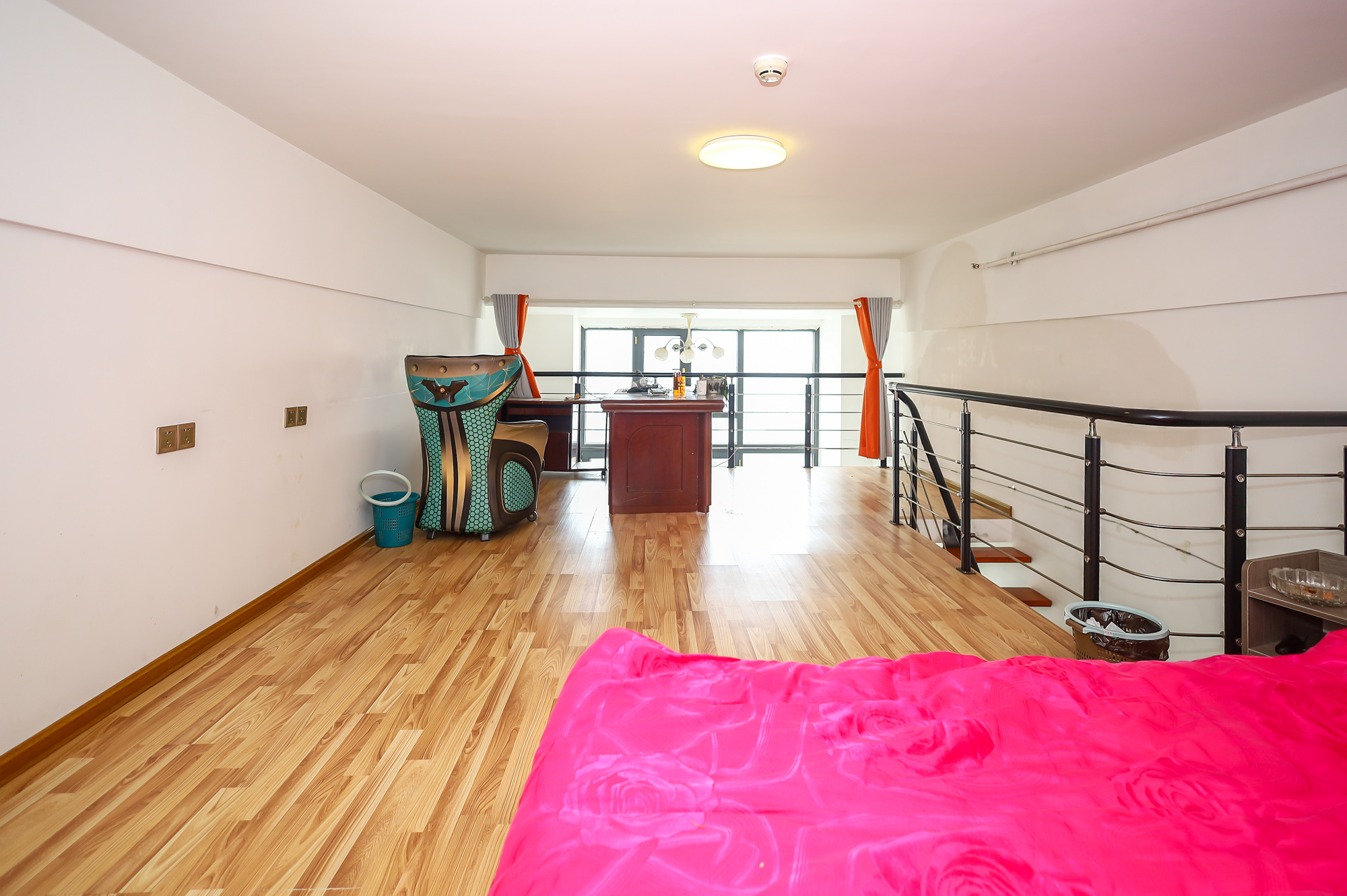 金科时代中心 1室1厅1卫 34.8万 金科时代中心 1室1厅1卫 34.8万卧室