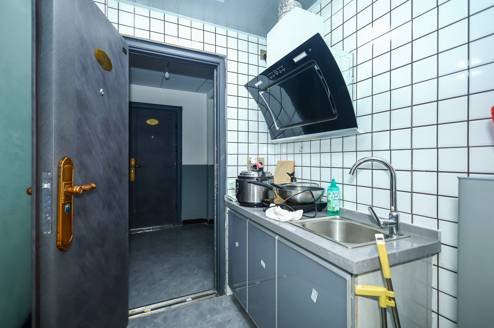 星沙二区  45室0厅45卫   450.00万厨房