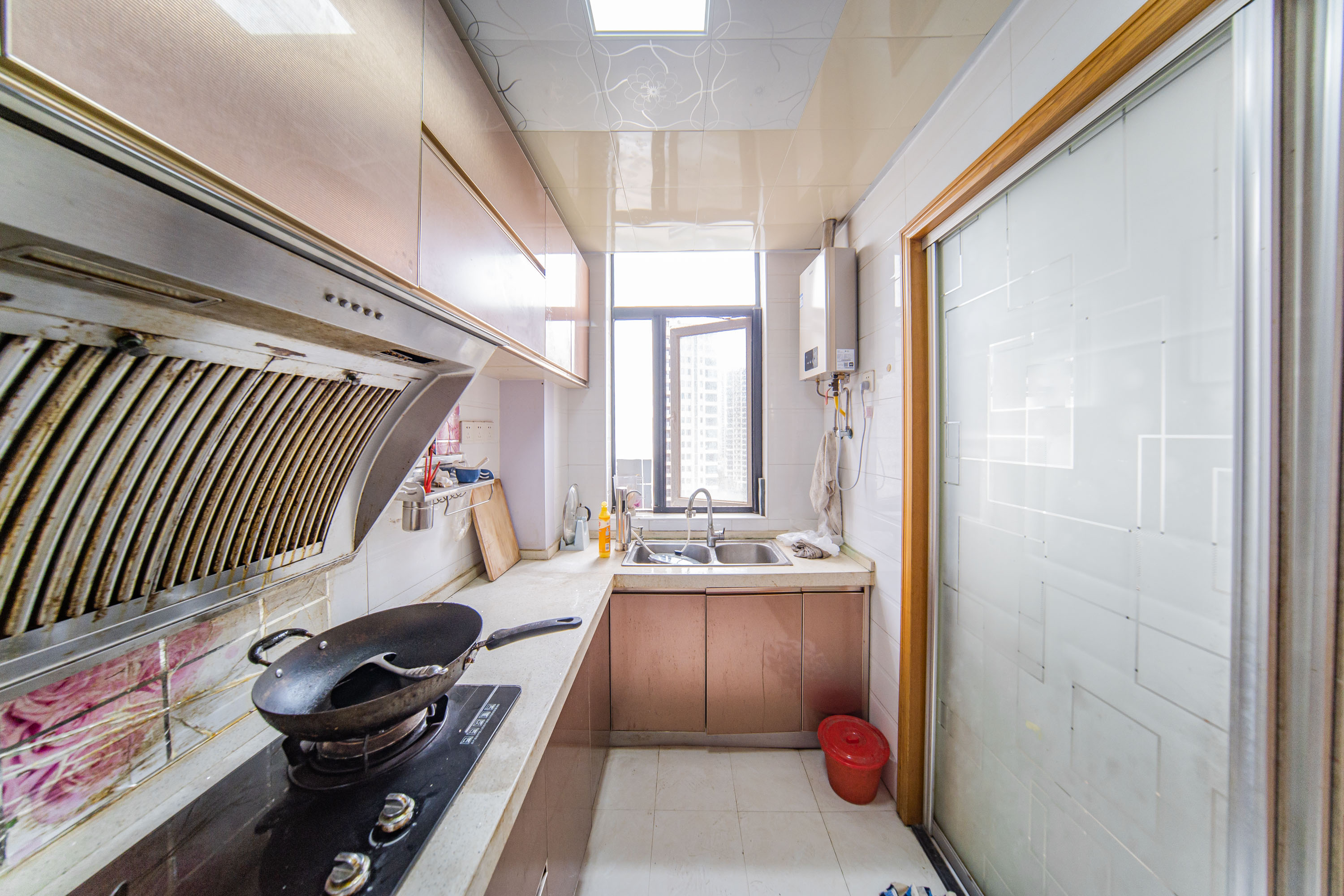 枫华府第  3室2厅2卫    93.0万厨房