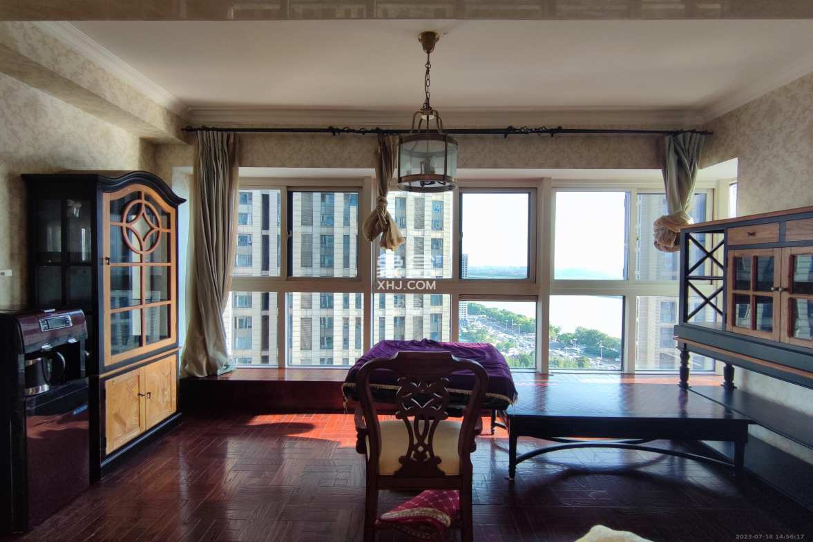 万达公馆 4室2厅1卫 11000.00元/月 万达公馆 4室2厅1卫 11000.00元/月室内图