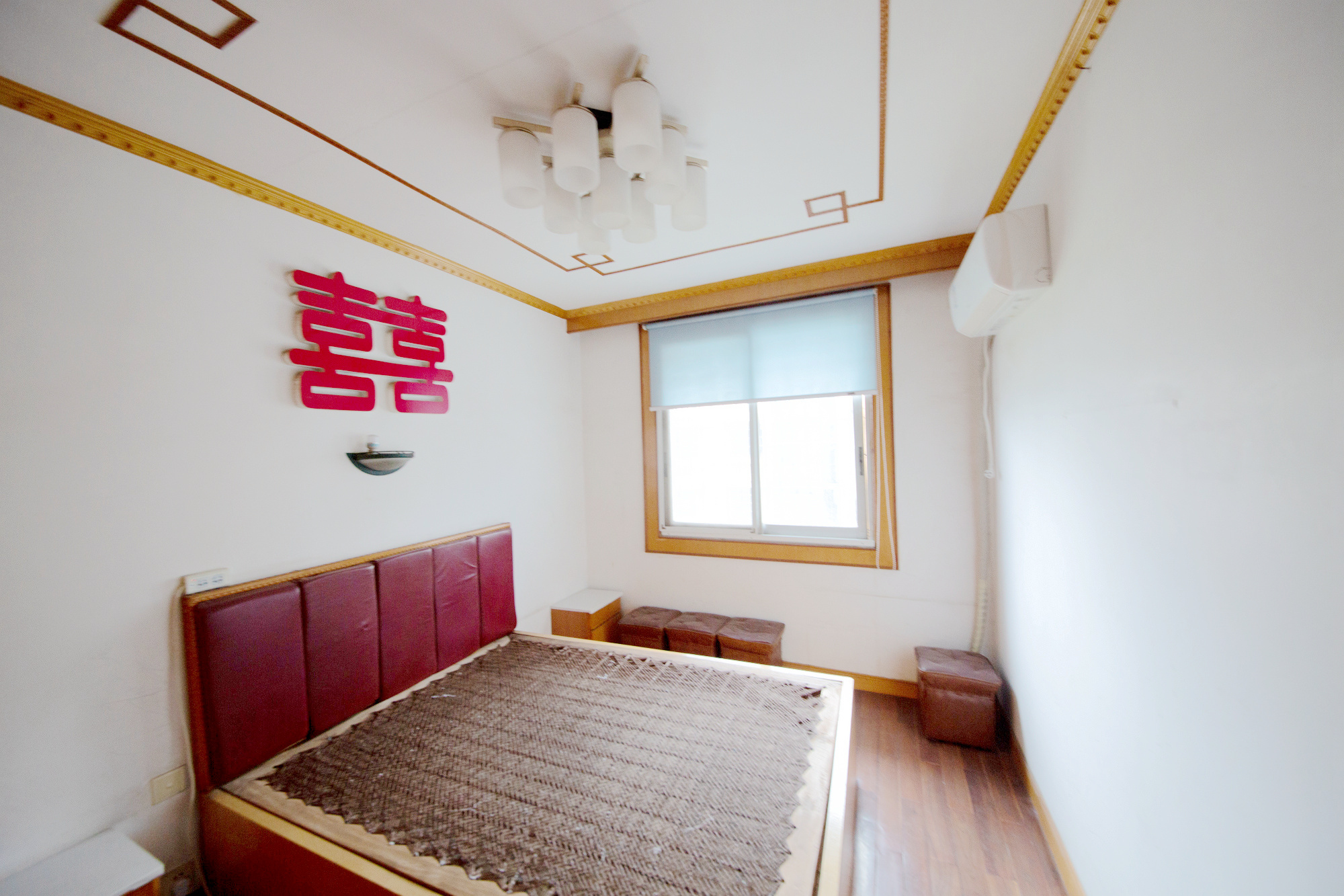 荷花园市直教师村（长沙市教育局直属教师二村）  3室2厅1卫   80.00万卧室