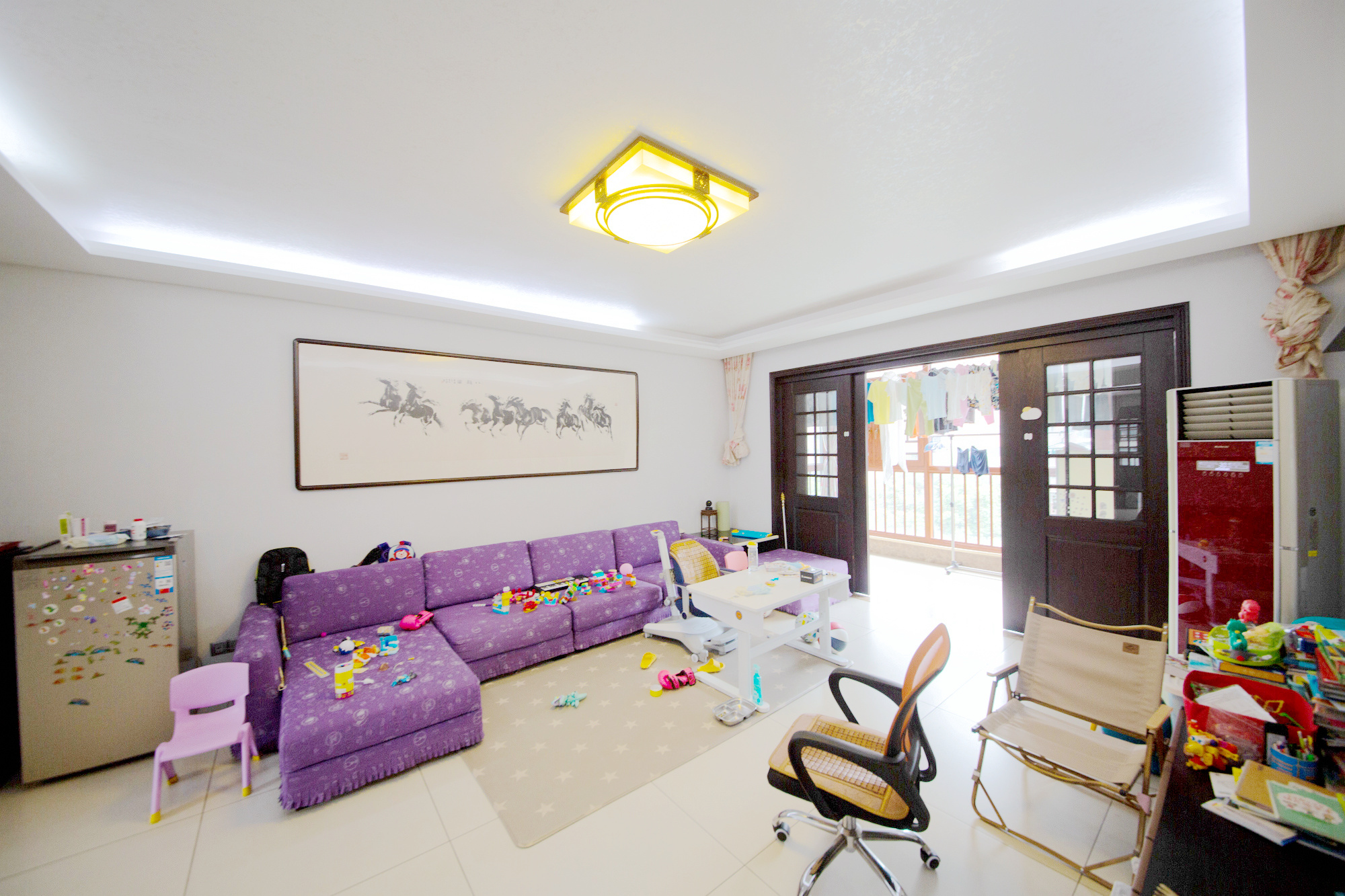 茂华国际湘  5室2厅3卫    205.0万客厅