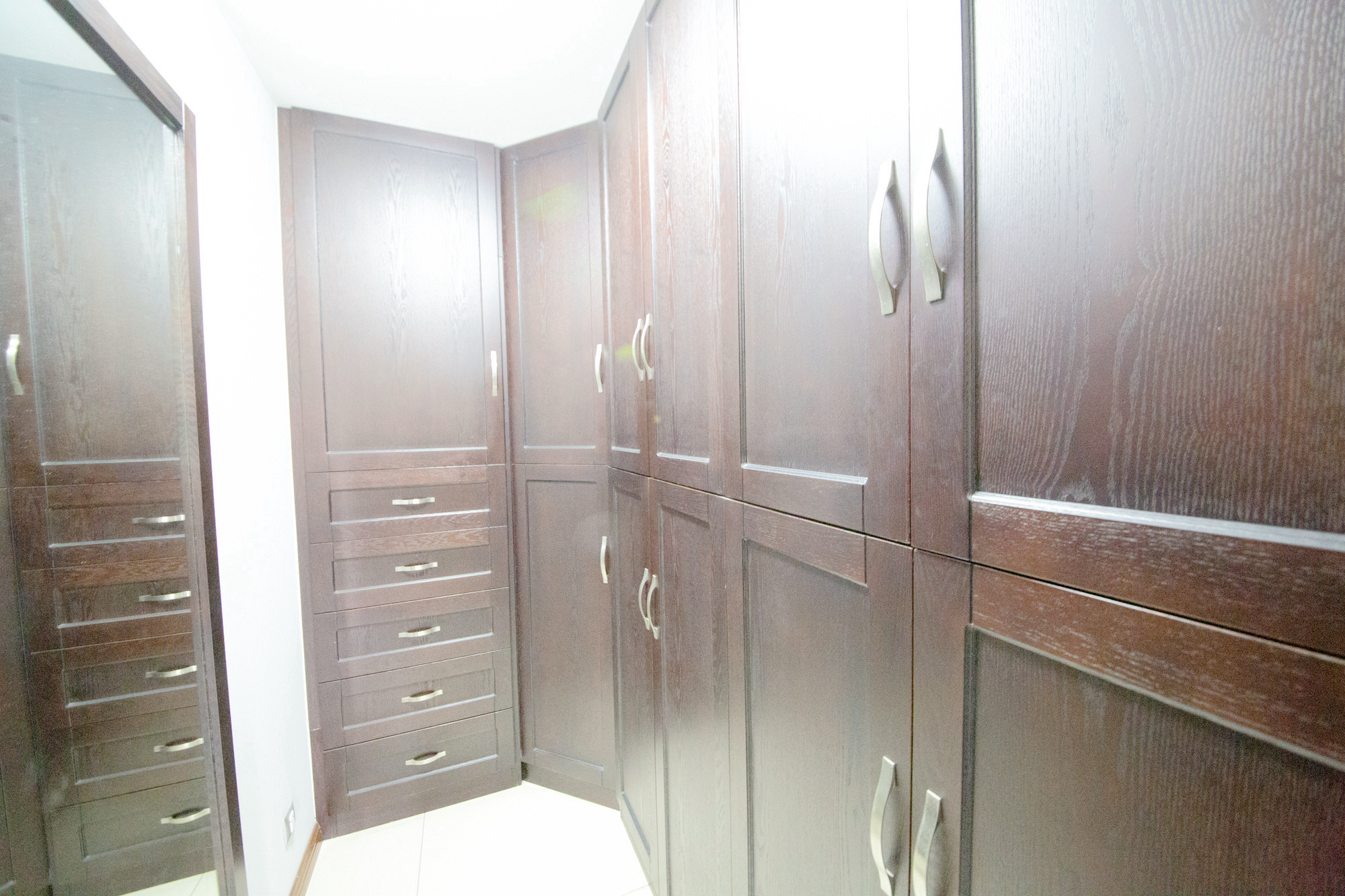 茂华国际湘  5室2厅3卫    205.0万其他