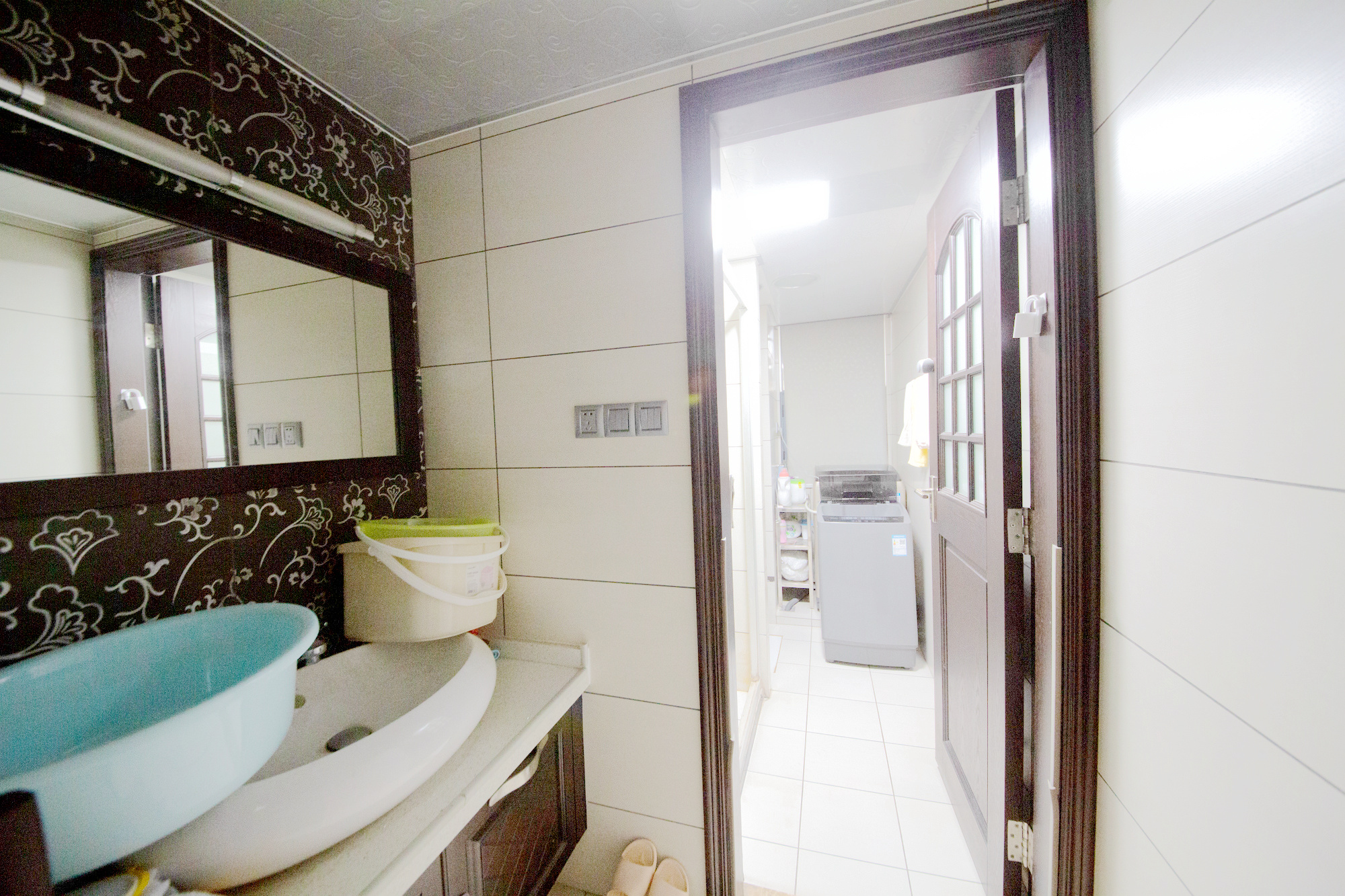 茂华国际湘  5室2厅3卫    205.0万其他