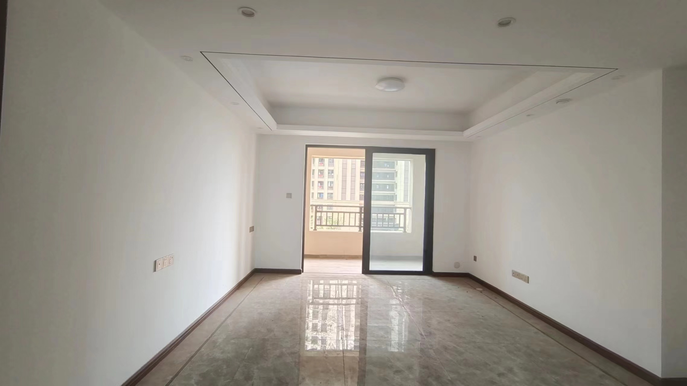 城际空间站 3室2厅2卫 75.80万 城际空间站 3室2厅2卫 75.80万室内图