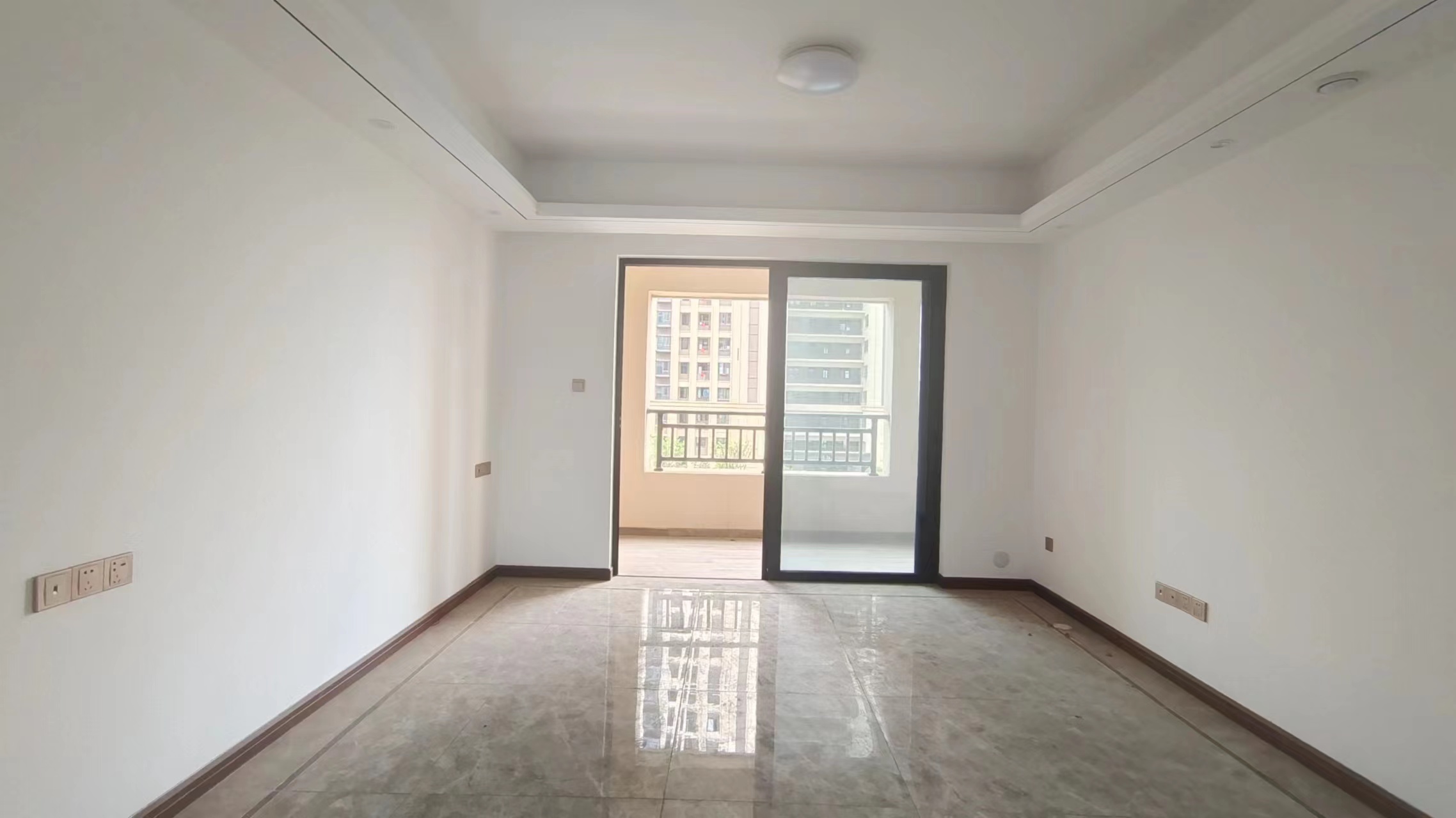 城际空间站 3室2厅2卫 75.80万 城际空间站 3室2厅2卫 75.80万室内图