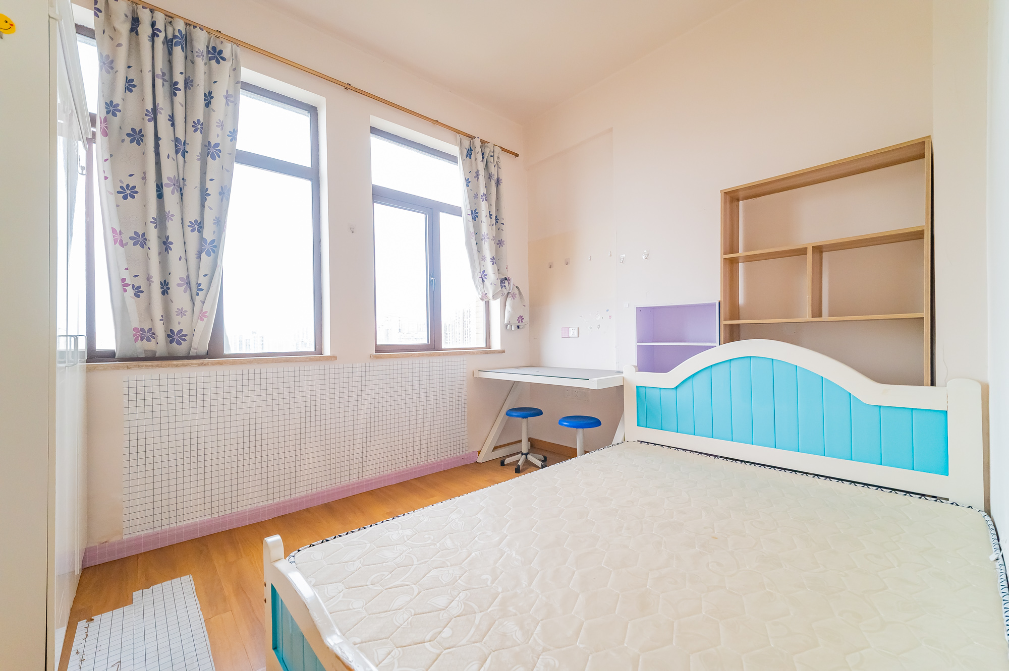 水岸世景 2室2厅1卫 45.0万 水岸世景 2室2厅1卫 45.0万卧室