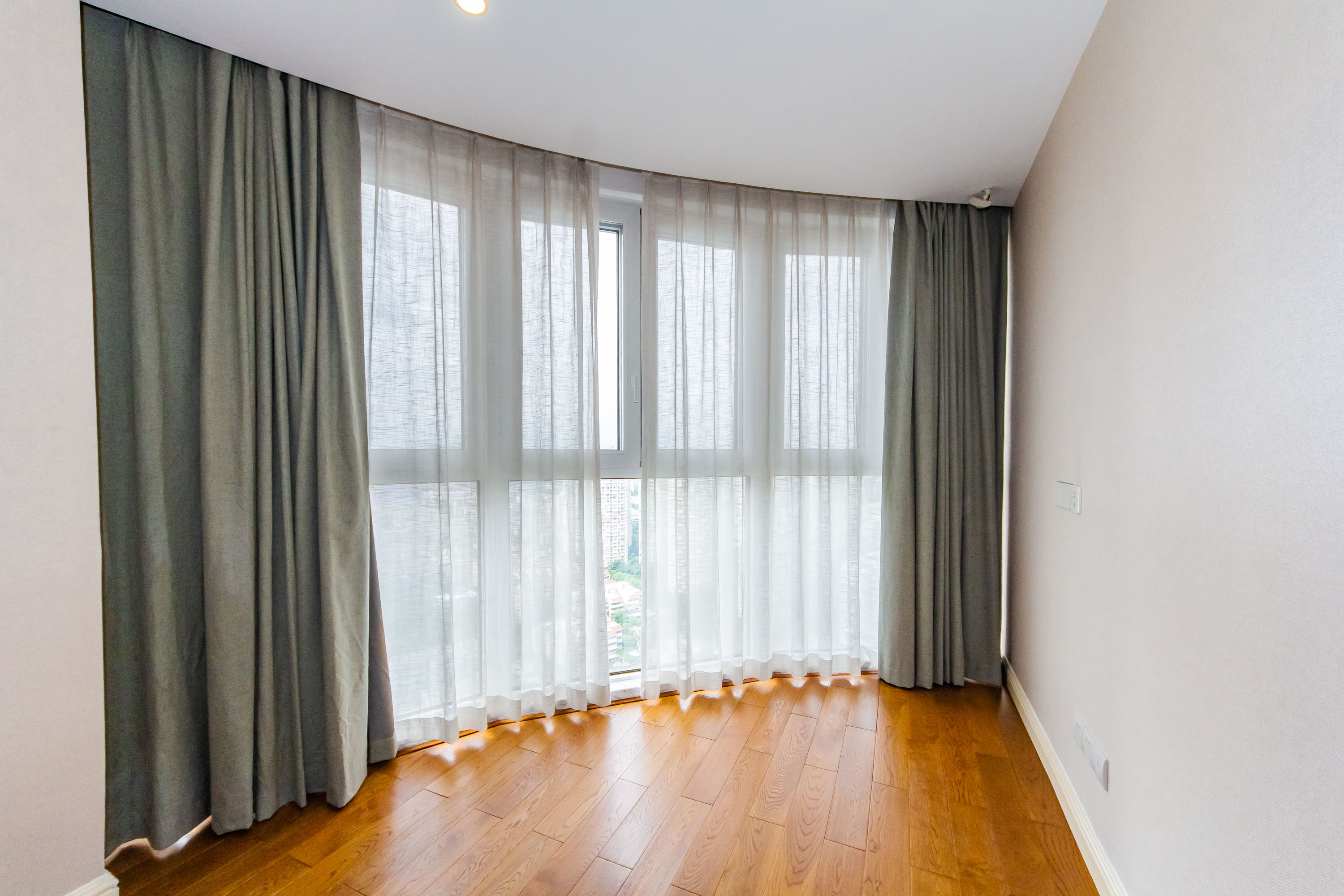 恒大御景半岛湘江苑（恒大御景半岛一期）  6室2厅4卫    878.84万其他