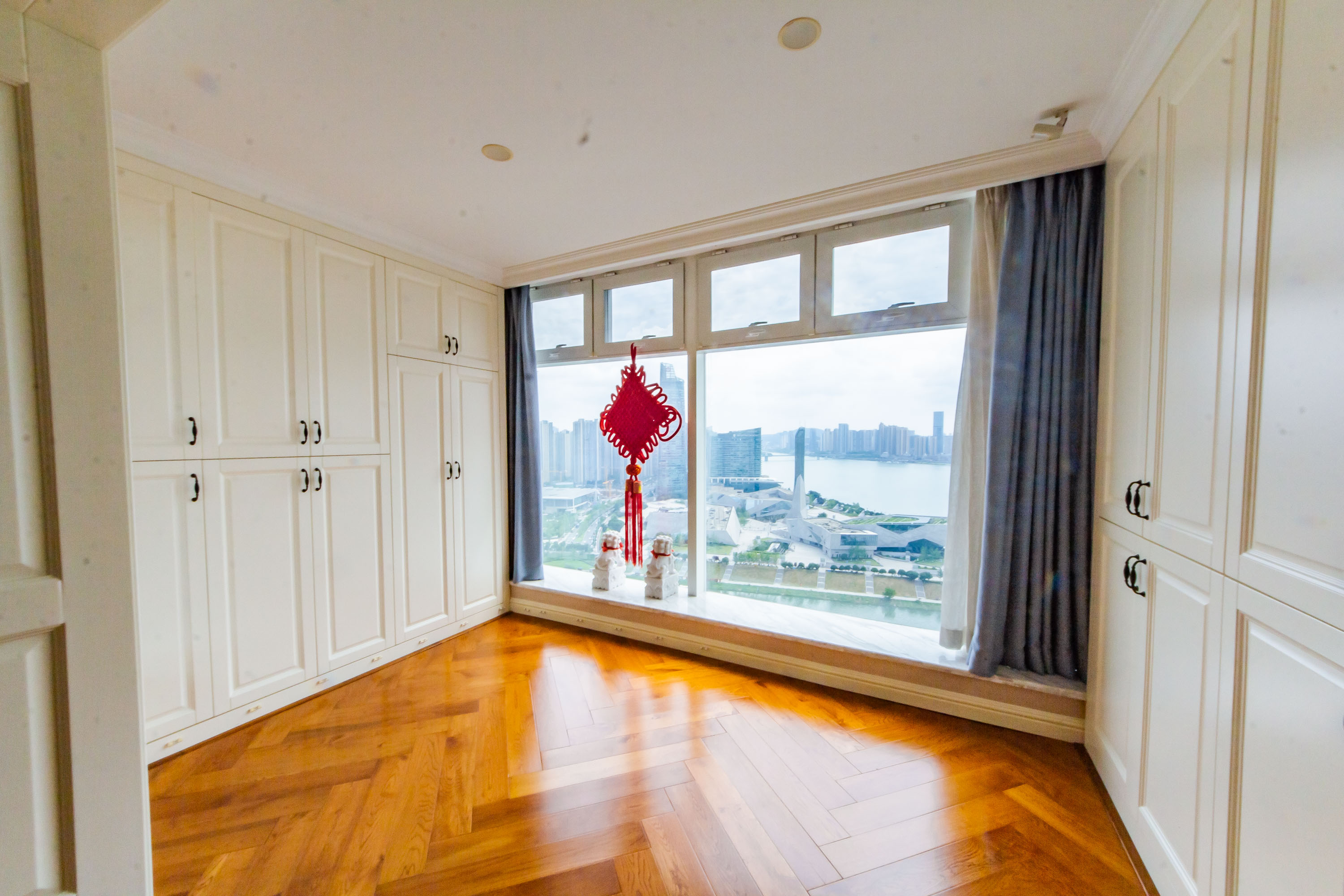 恒大御景半岛湘江苑（恒大御景半岛一期）  6室2厅4卫    878.84万其他