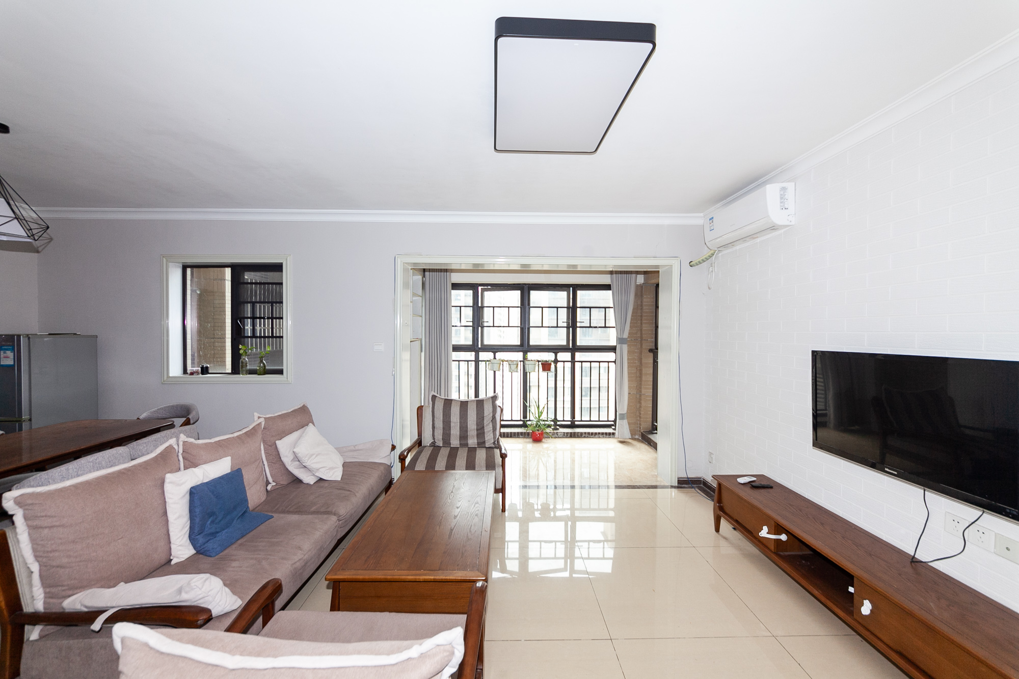 时代倾城二期  3室2厅2卫    124.59万 时代倾城二期  3室2厅2卫    124.59万