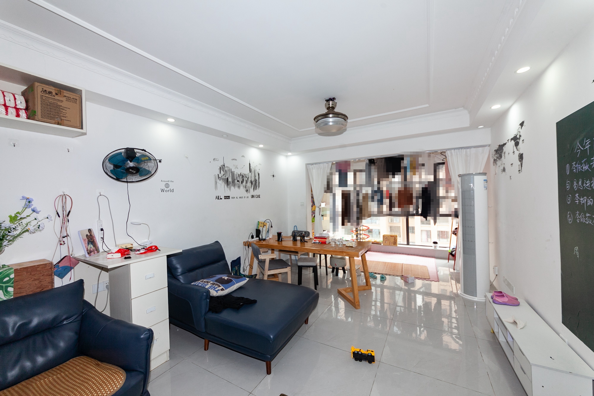 润和又一城  3室2厅1卫    95.0万 润和又一城  3室2厅1卫    95.0万客厅