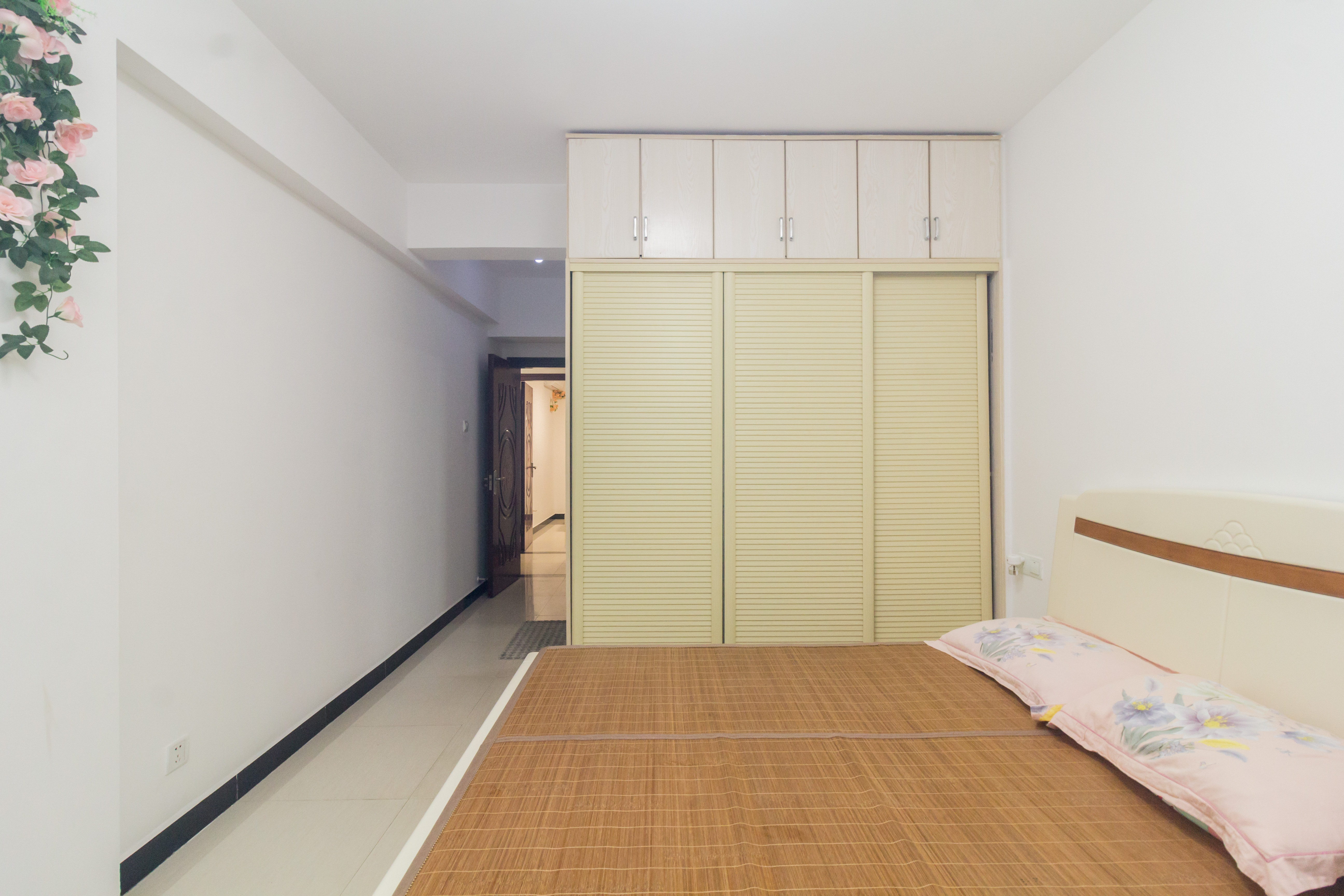康桥长郡  3室2厅1卫   94.80万卧室