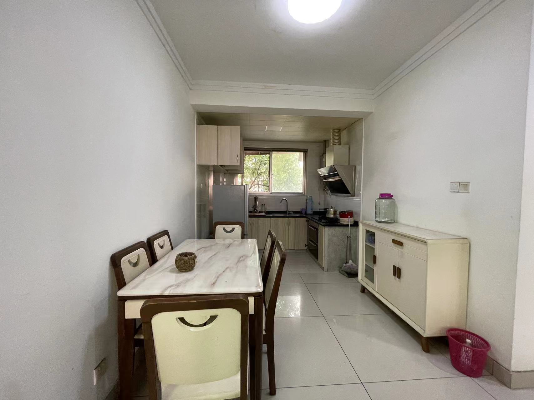 翡翠园  3室2厅1卫    48.8万 翡翠园  3室2厅1卫    48.8万室内图