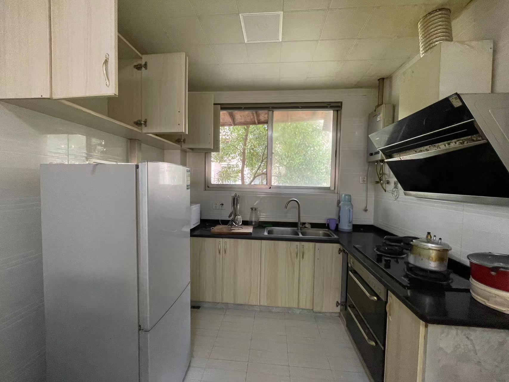 翡翠园  3室2厅1卫    48.8万 翡翠园  3室2厅1卫    48.8万室内图