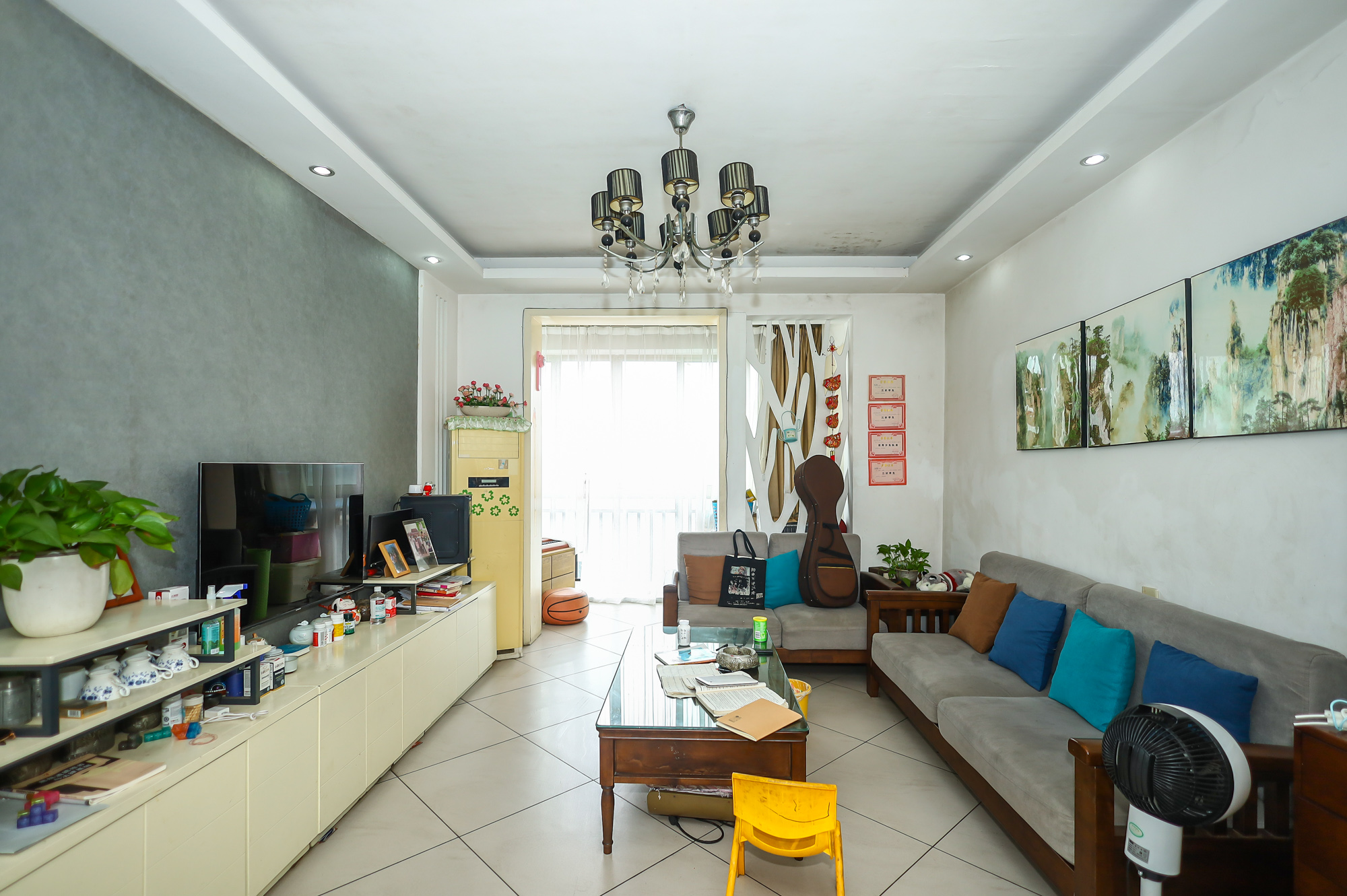 卧龙居国际村  2室2厅1卫    48.0万客厅