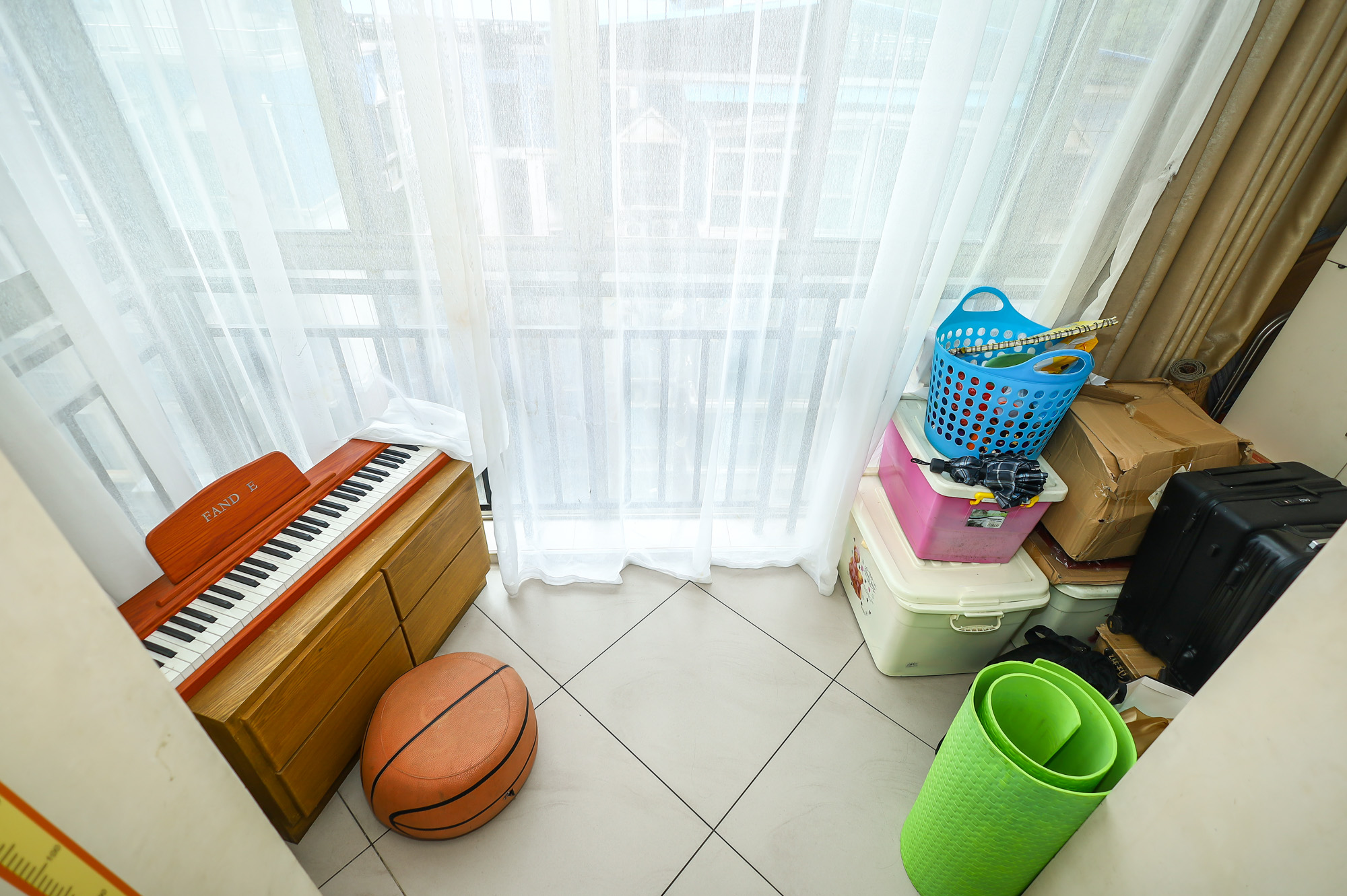 卧龙居国际村  2室2厅1卫    48.0万阳台