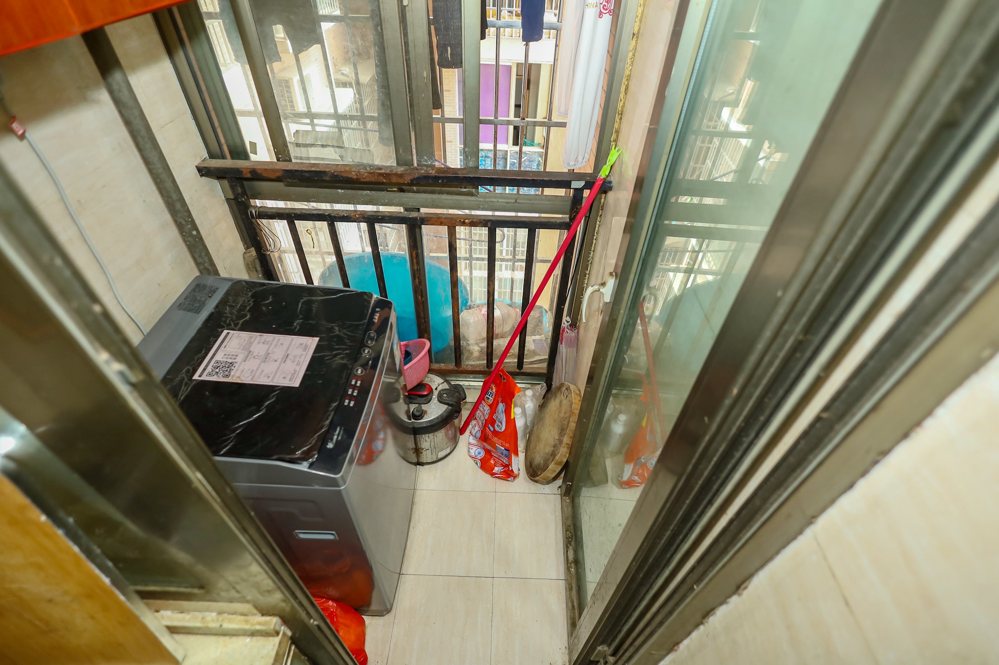 卧龙居国际村  2室2厅1卫    48.0万阳台