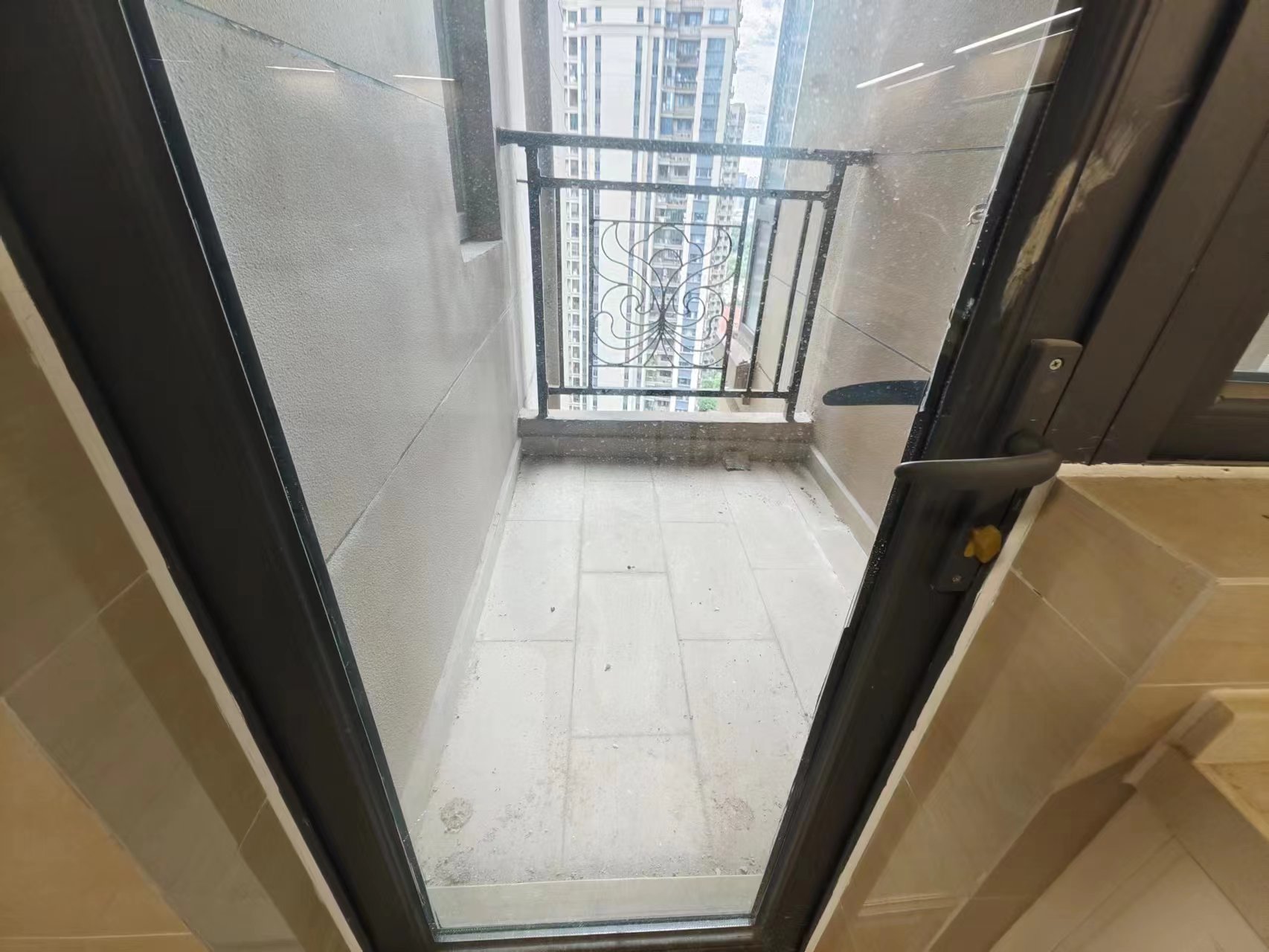 恒大华府 3室2厅2卫 93.0万 恒大华府 3室2厅2卫 93.0万室内图