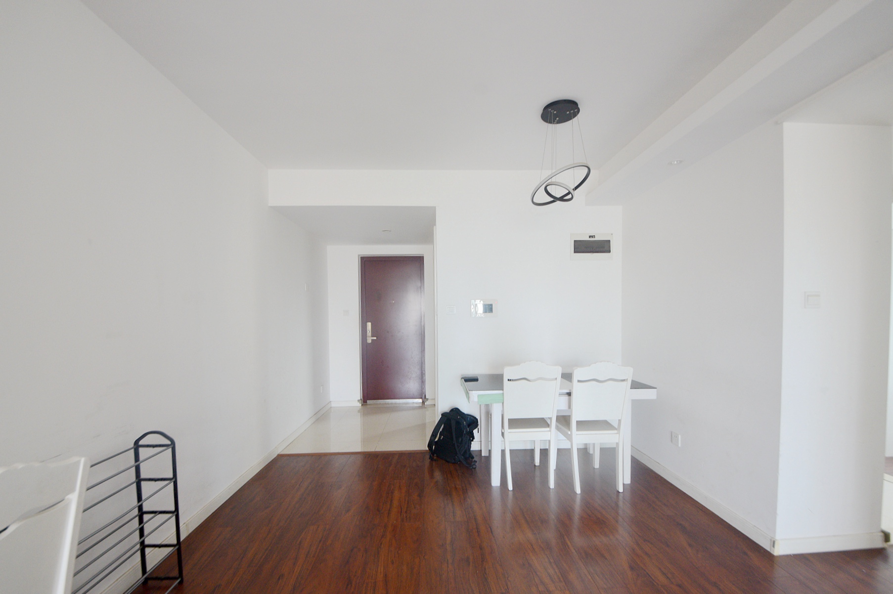 万科魅力之城观澜里  3室2厅2卫    119.0万客厅