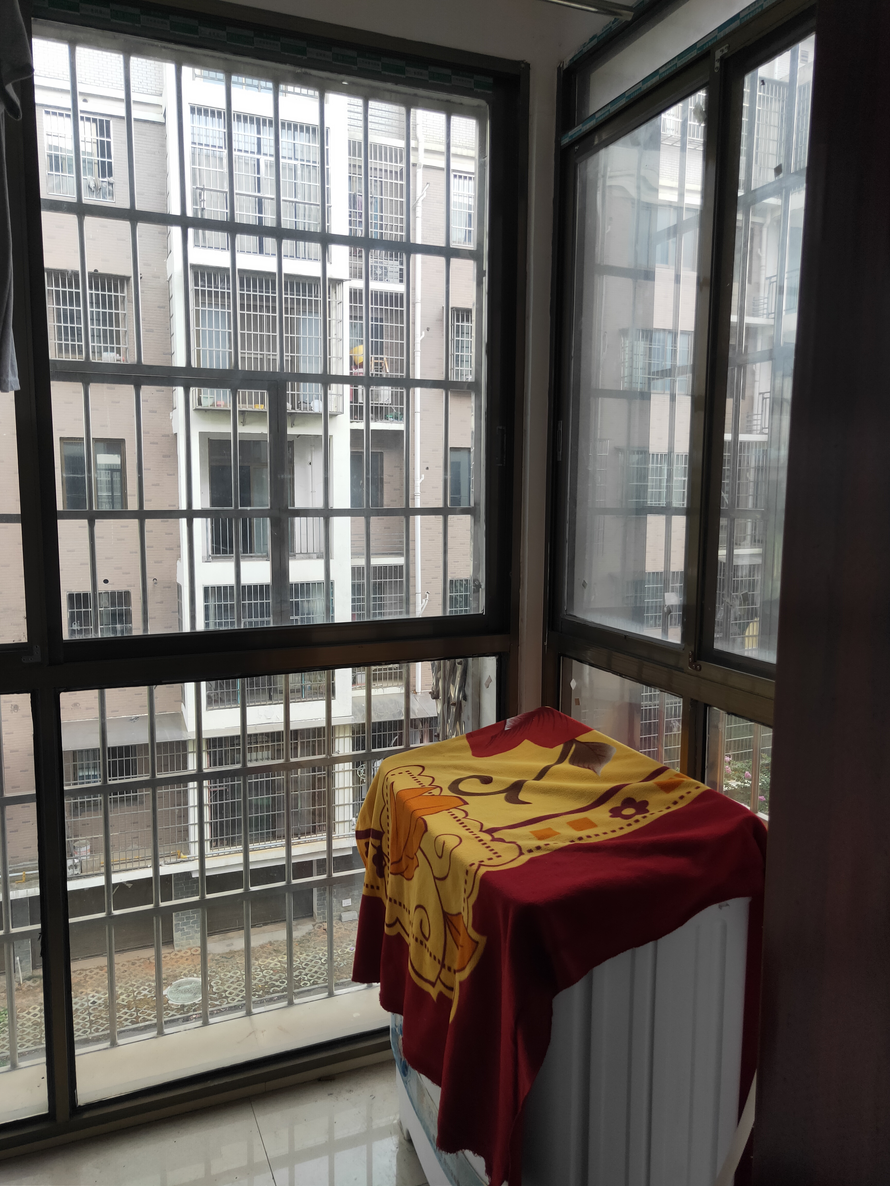 龙头坝安置区  2室1厅1卫   1300.00元/月户型图