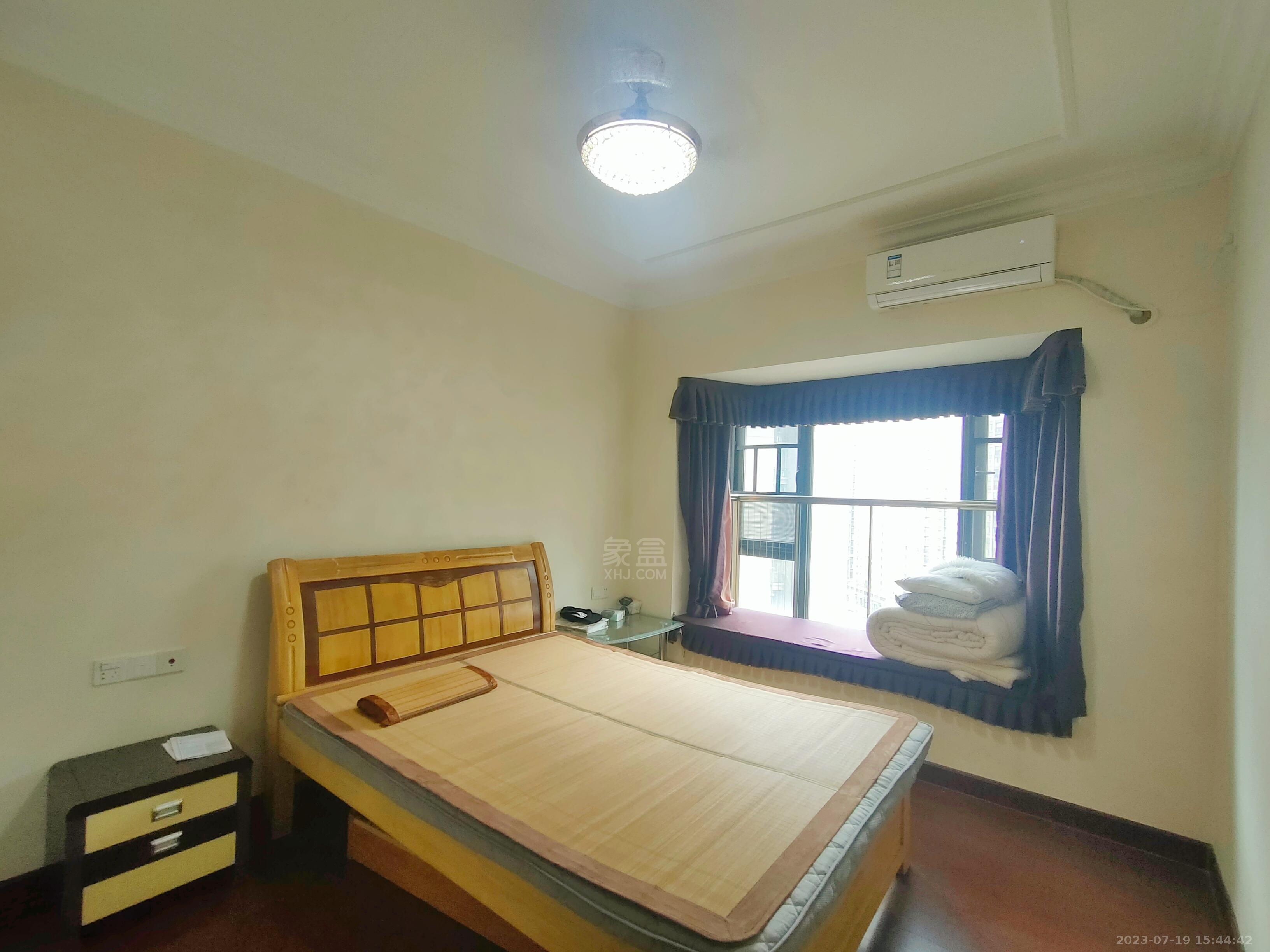 恒大华府  2室2厅1卫    2200.0元/月室内图