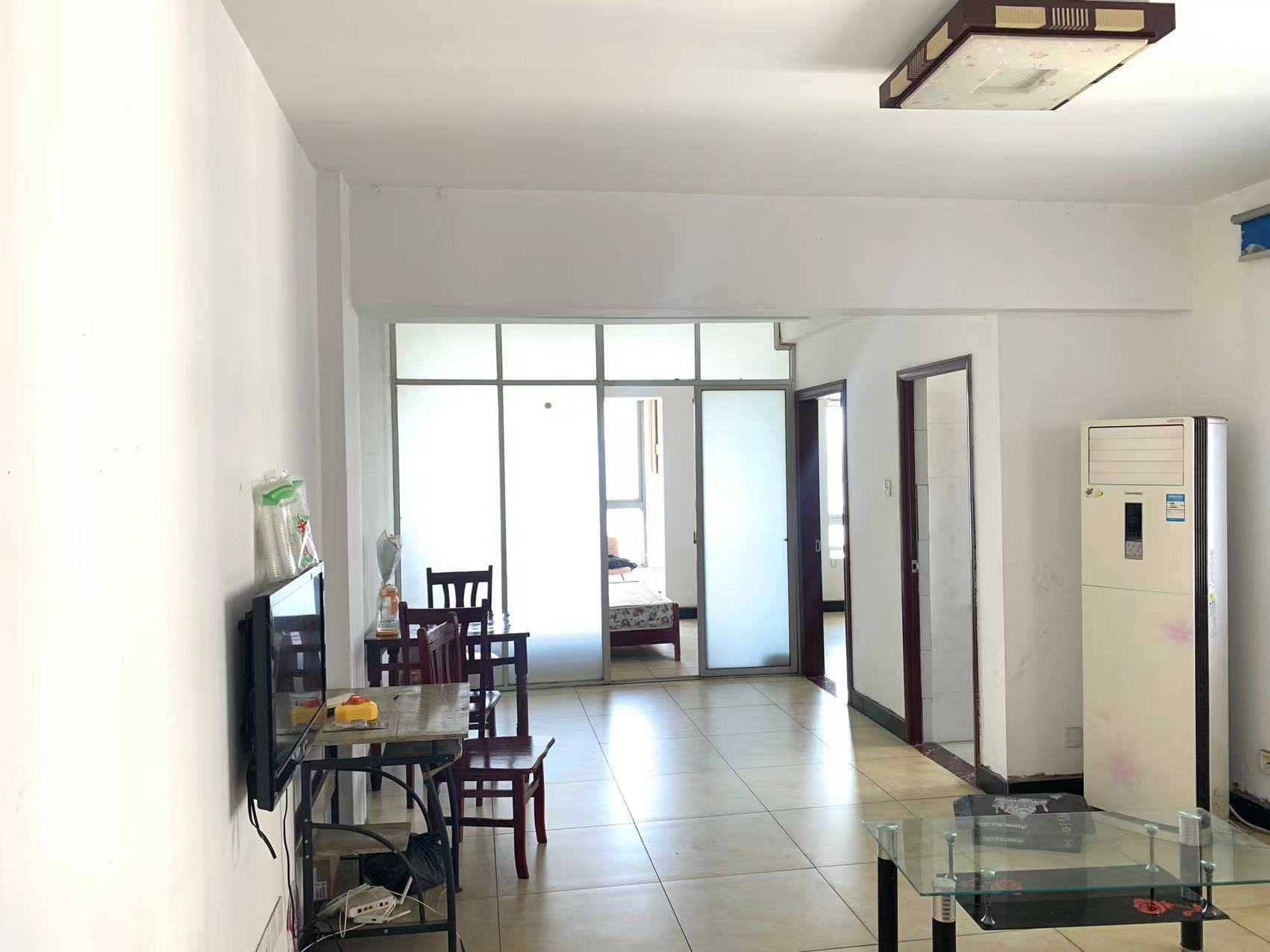 文化园三期 2室1厅1卫 29.8万 文化园三期 2室1厅1卫 29.8万室内图