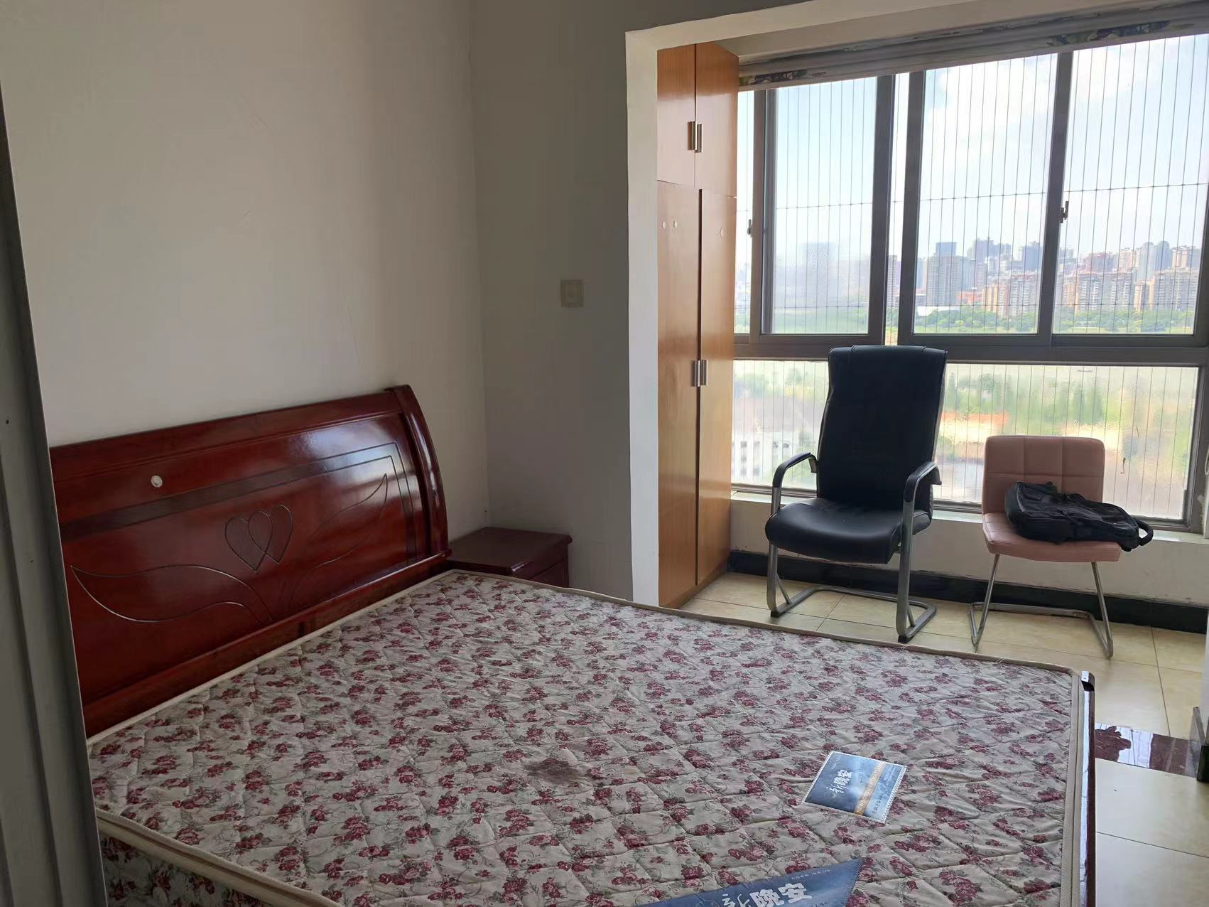 文化园三期 2室1厅1卫 29.8万 文化园三期 2室1厅1卫 29.8万室内图