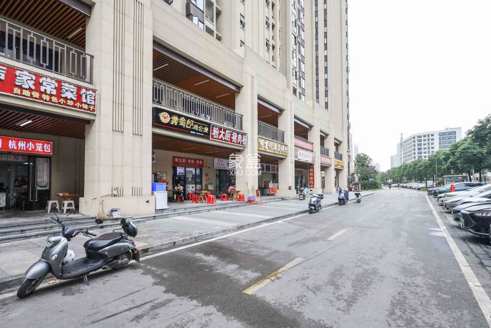 金地中交麓谷香頌(金地中交雅苑)   57.4㎡     258.00萬