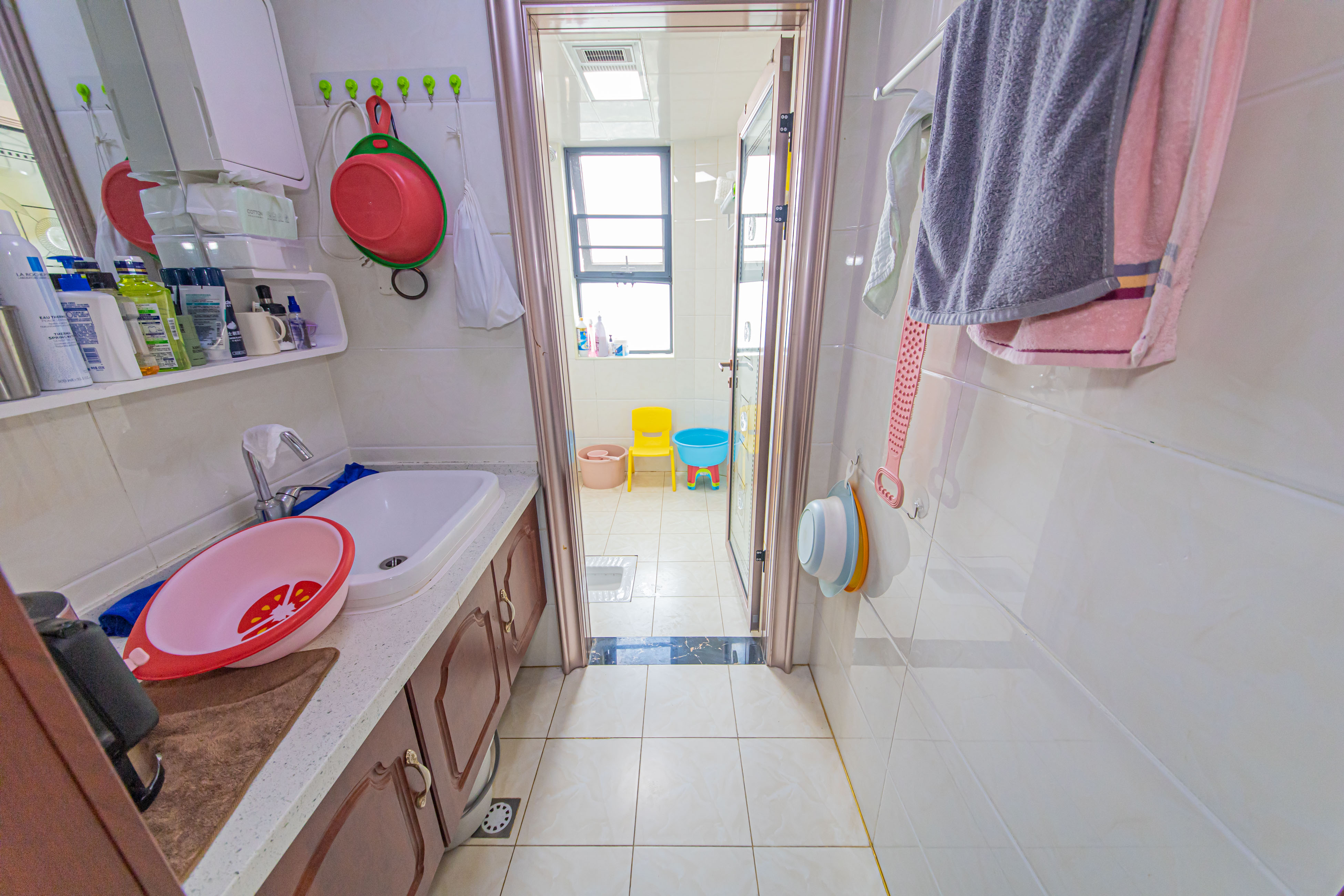 湘江雅颂居 4室2厅2卫 184.5万 湘江雅颂居 4室2厅2卫 184.5万卫生间